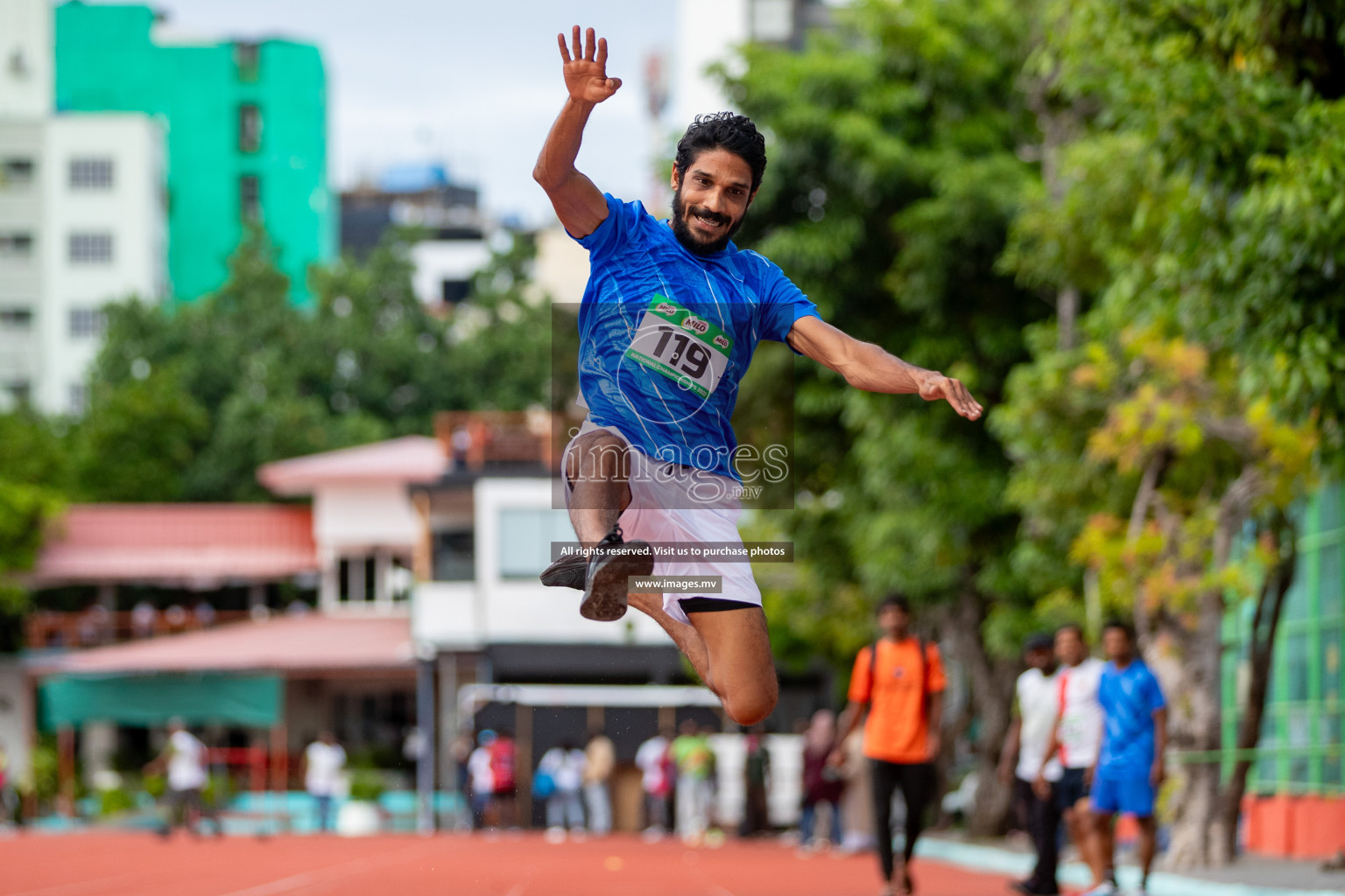 Day 2 of National Athletics Championship 2023 was held in Ekuveni Track at Male', Maldives on Friday, 24th November 2023. Photos: Hassan Simah / images.mv