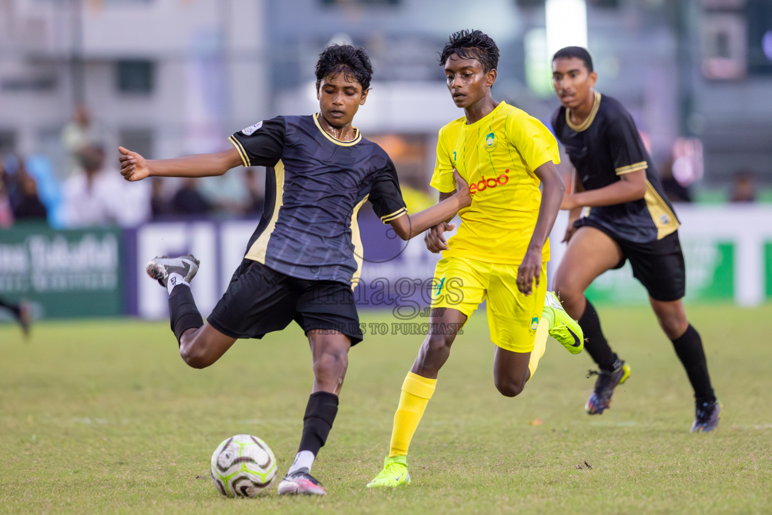 Eagles vs Maziya (U14) in Dhivehi Youth League 2024 - Day 2. Matches held at Henveiru Stadium on 22nd November 2024 , Friday. Photos: Shuu Abdul Sattar/ Images.mv