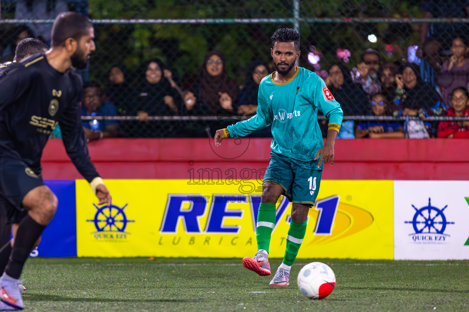 ADh Maamigili vs ADh Mandhoo in Day 16 of Golden Futsal Challenge 2024 was held on Tuesday, 30th January 2024, in Hulhumale', Maldives
Photos: Ismail Thoriq / images.mv