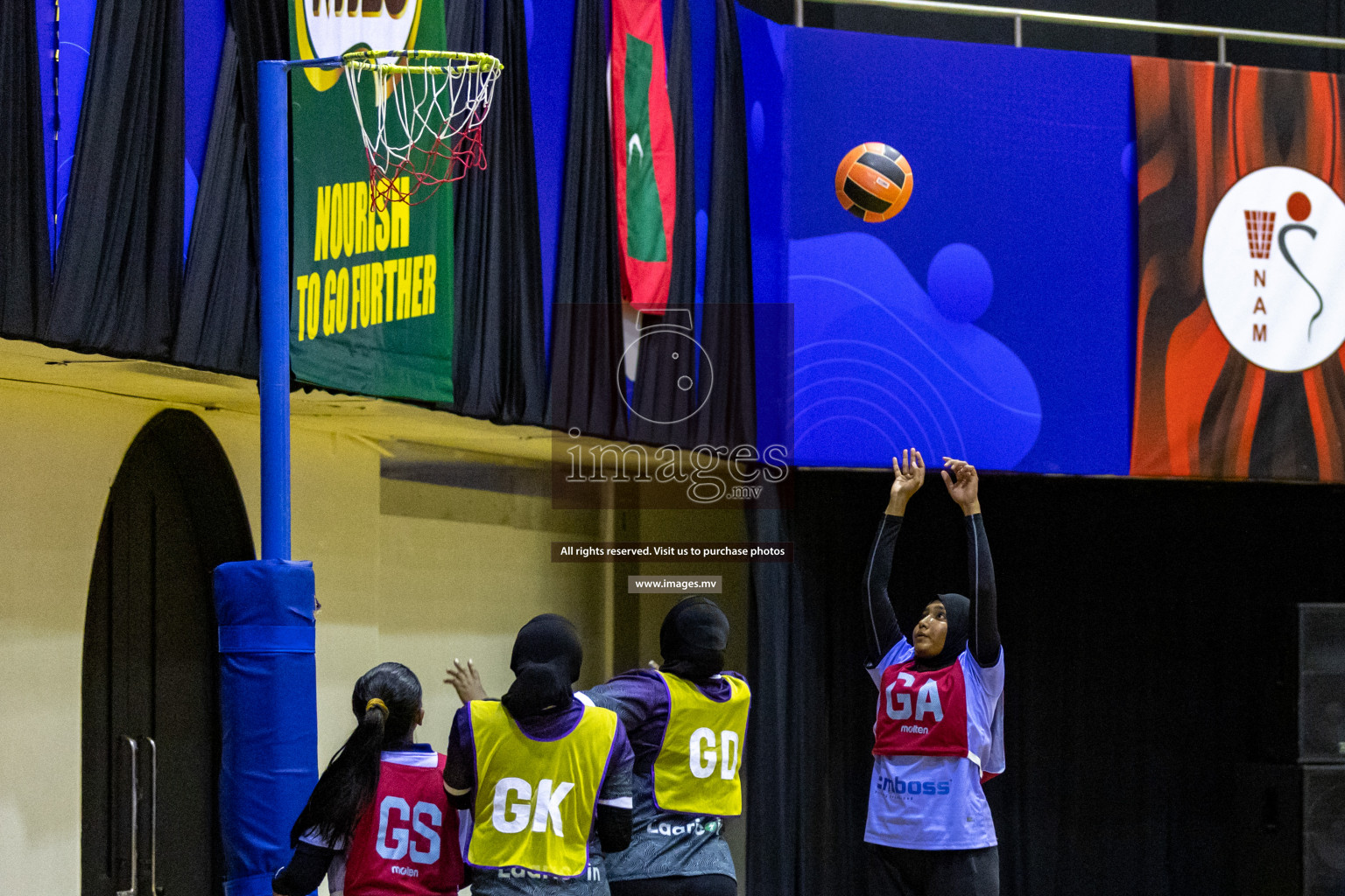 Sports Club Skylark vs Vyansa in the Milo National Netball Tournament 2022 on 17 July 2022, held in Social Center, Male', Maldives. 
Photographer: Hassan Simah / Images.mv