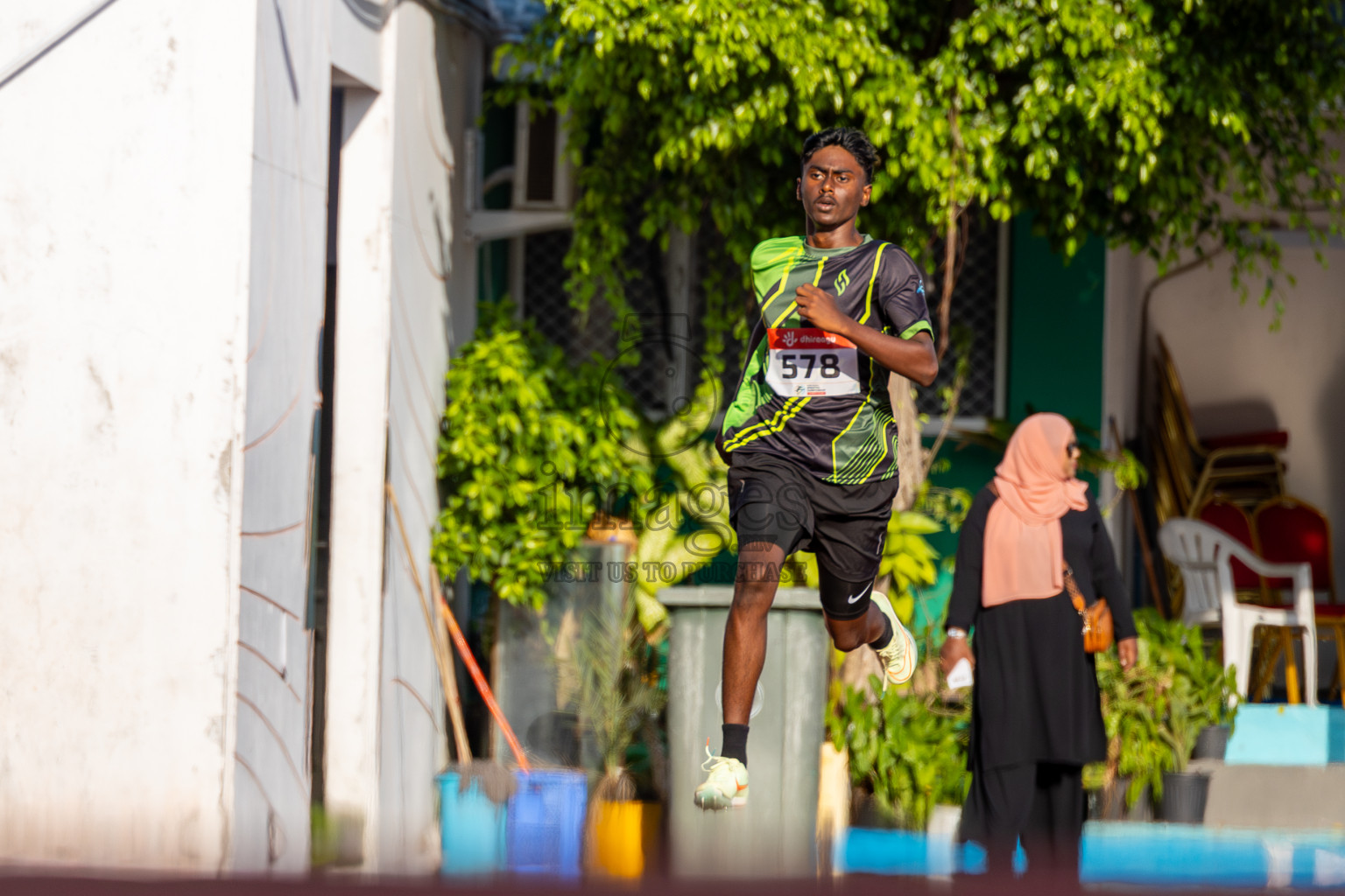 Day 1 of Inter-school Athletics Championship 2025 held in Ekuveni Synthetic Track, Male', Maldives on Monday, 06th October 2025. Photos by: Nausham Waheed, Areef, Ismail Thoriq / Images.mv