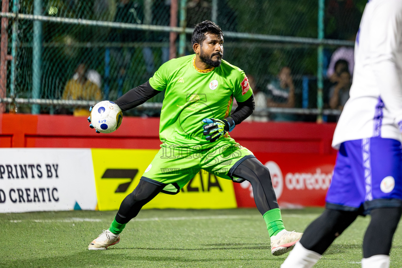 N Holhudhoo vs N Velidhoo in Day 12 of Golden Futsal Challenge 2025 was held on Thursday, 16th January 2025, in Hulhumale', Maldives.
Photos: Hassan Simah / images.mv