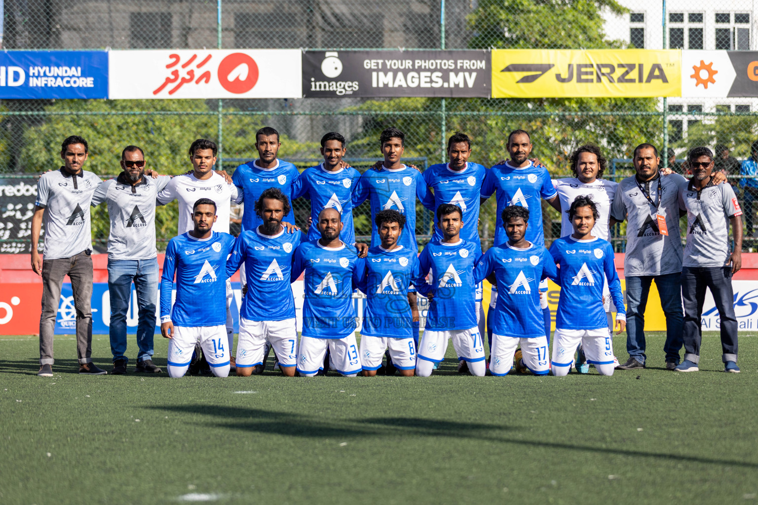 R Dhuvaafaru VS R Hulhudhuffaaru in Day 13 of Golden Futsal Challenge 2024 was held on Saturday, 27th January 2024, in Hulhumale', Maldives Photos: Nausham Waheed / images.mv