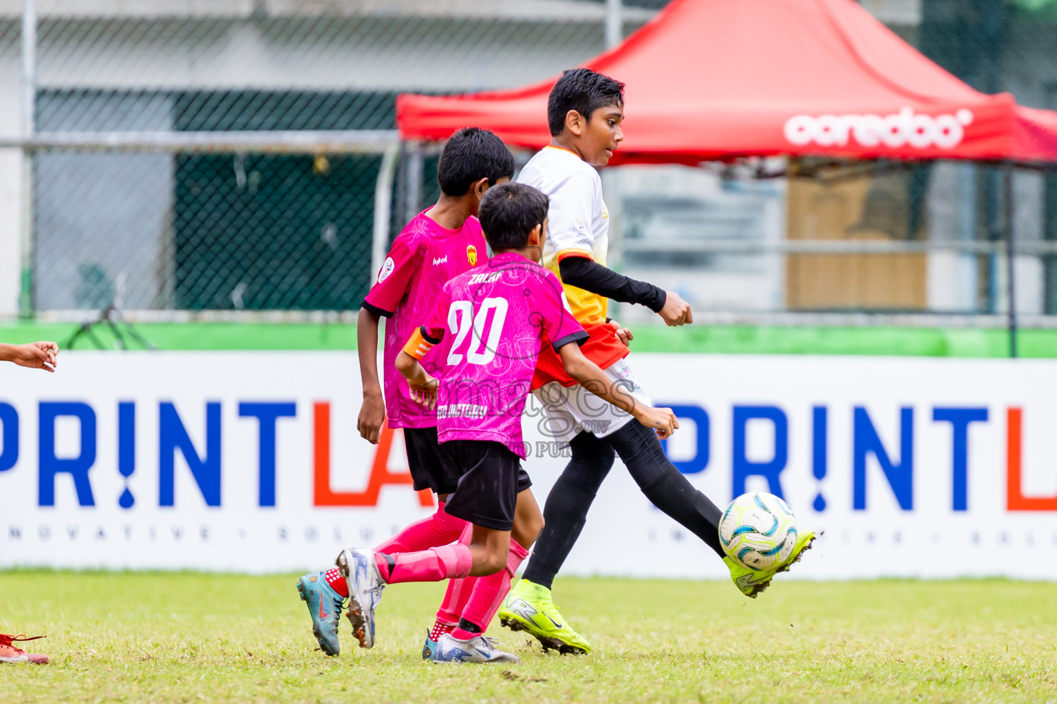 Club Eagles vs United Victory (U12) in Day 11 of Dhivehi Youth League 2024 held at Henveiru Stadium on Tuesday, 17th December 2024. Photos: Nausham Waheed / Images.mv