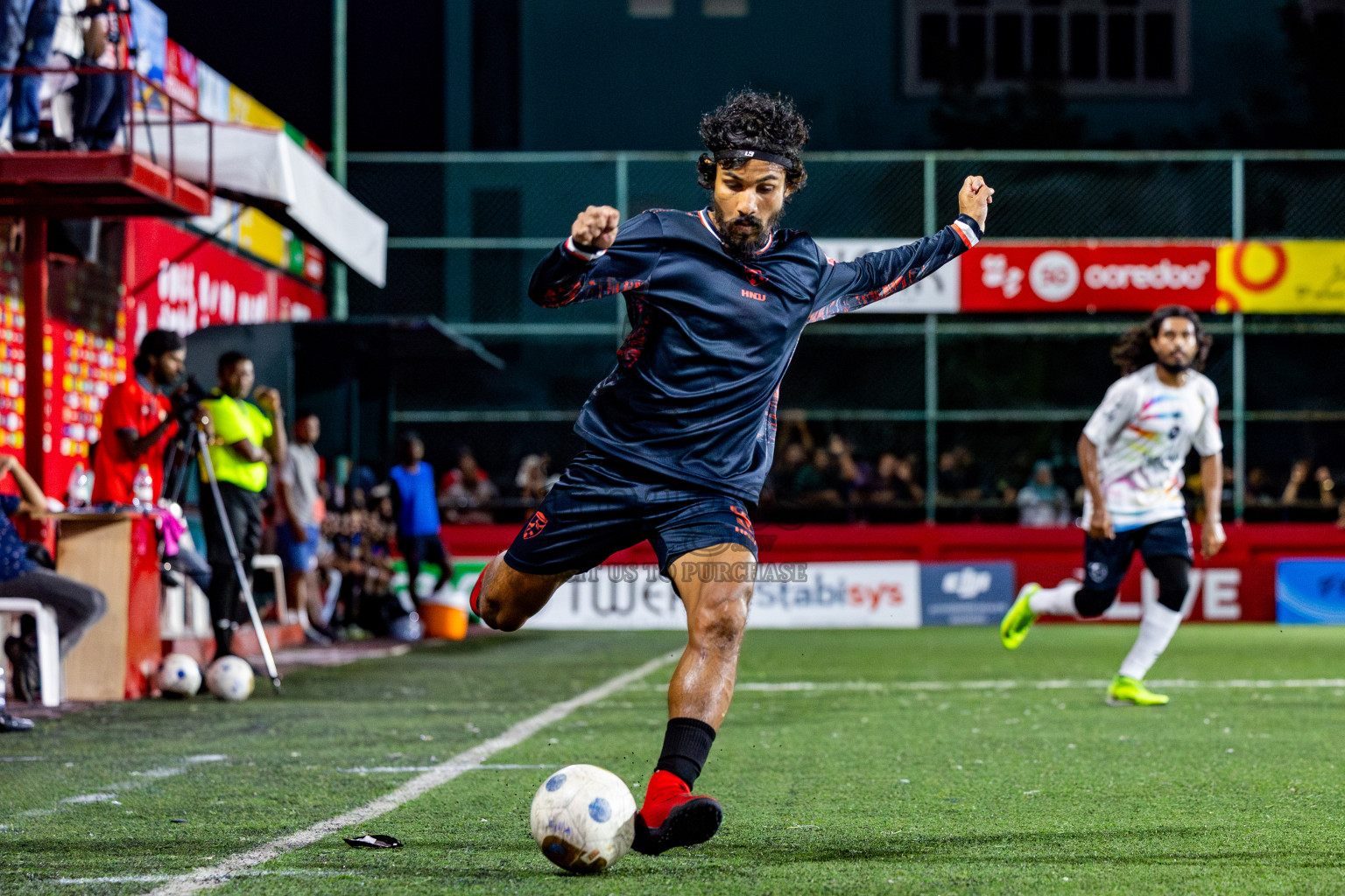 R Inguraidhoo vs Sh Kanditheem in zone round on Day 29 of Golden Futsal Challenge 2025 was held on Sunday , 2nd February 2025, in Hulhumale', Maldives. Photos: Nausham Waheed / images.mv