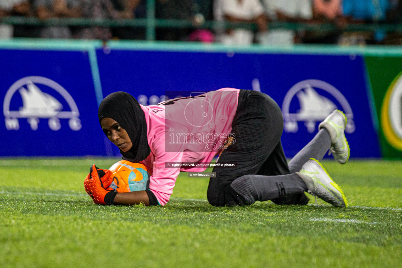 Club WAMCO vs DSC in the Semi Finals of 18/30 Women's Futsal Fiesta 2021 held in Hulhumale, Maldives on 14th December 2021. Photos: Shu Abdul Sattar / images.mv