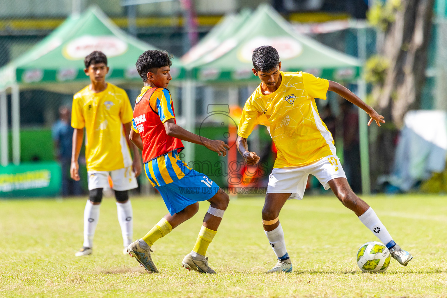 Day 5 of MILO Academy Championship 2025 (U14) was held on Monday, 3rd November 2025 at Henveiru Football Grounds, Male', Maldives . 

Photos: Mohamed Mahfooz Moosa / images.mv