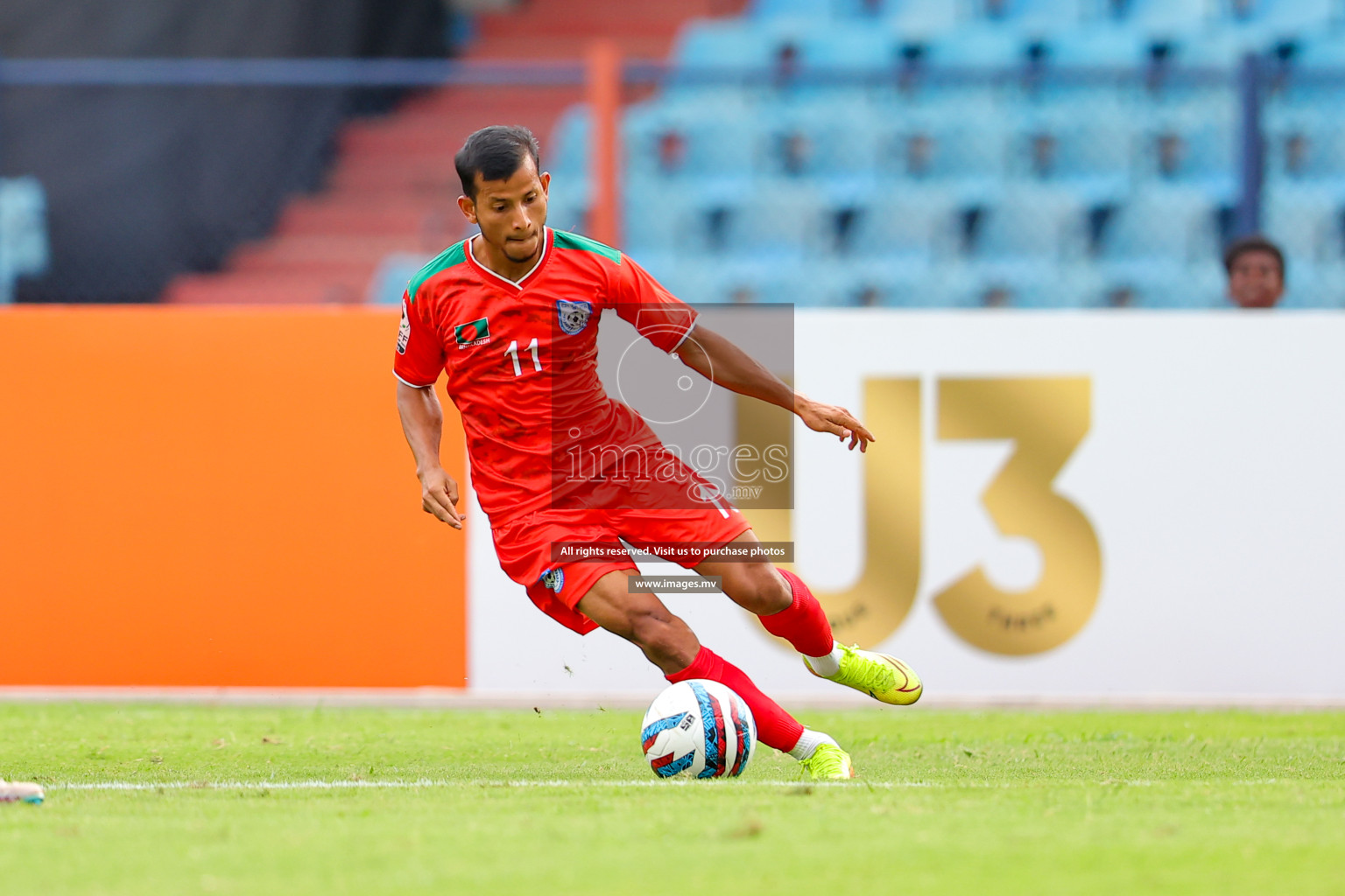 Kuwait vs Bangladesh in the Semi-final of SAFF Championship 2023 held in Sree Kanteerava Stadium, Bengaluru, India, on Saturday, 1st July 2023. Photos: Nausham Waheed, Hassan Simah / images.mv