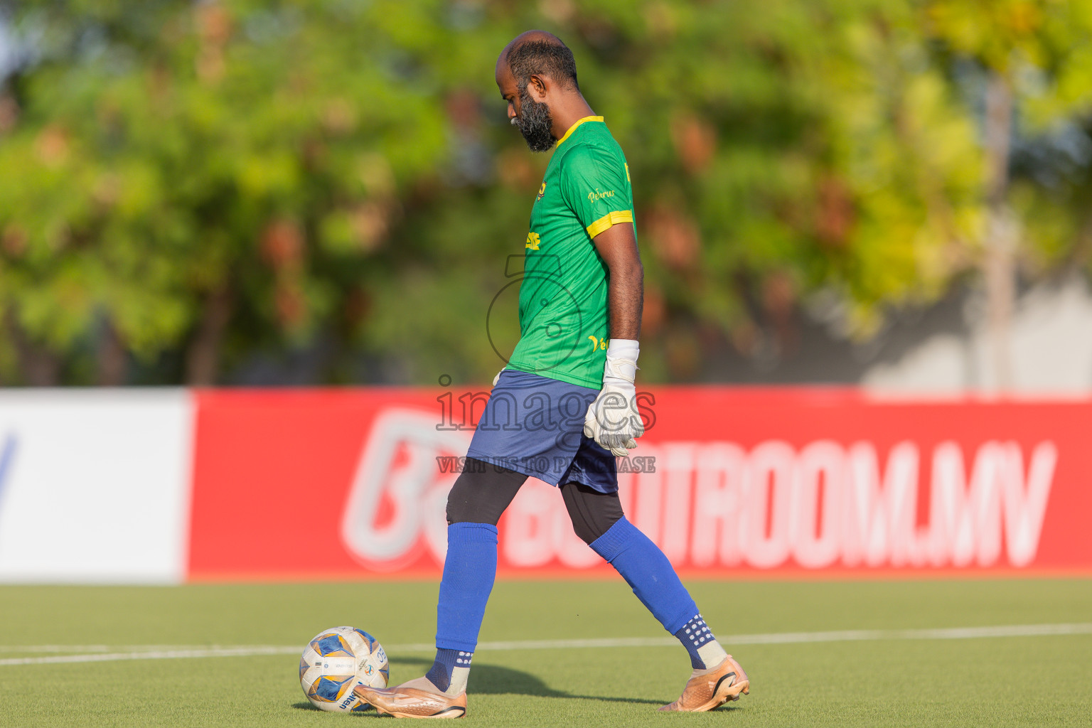 Velaa Sports Club vs Team Middle East in Day 3 of Eydhafushi Cup 2025 held in Eydhafushi Football Stadium at B. Eydhafushi, Maldives on Sunday, 7th September 2025. Photos: Arif Rasheed / images.mv