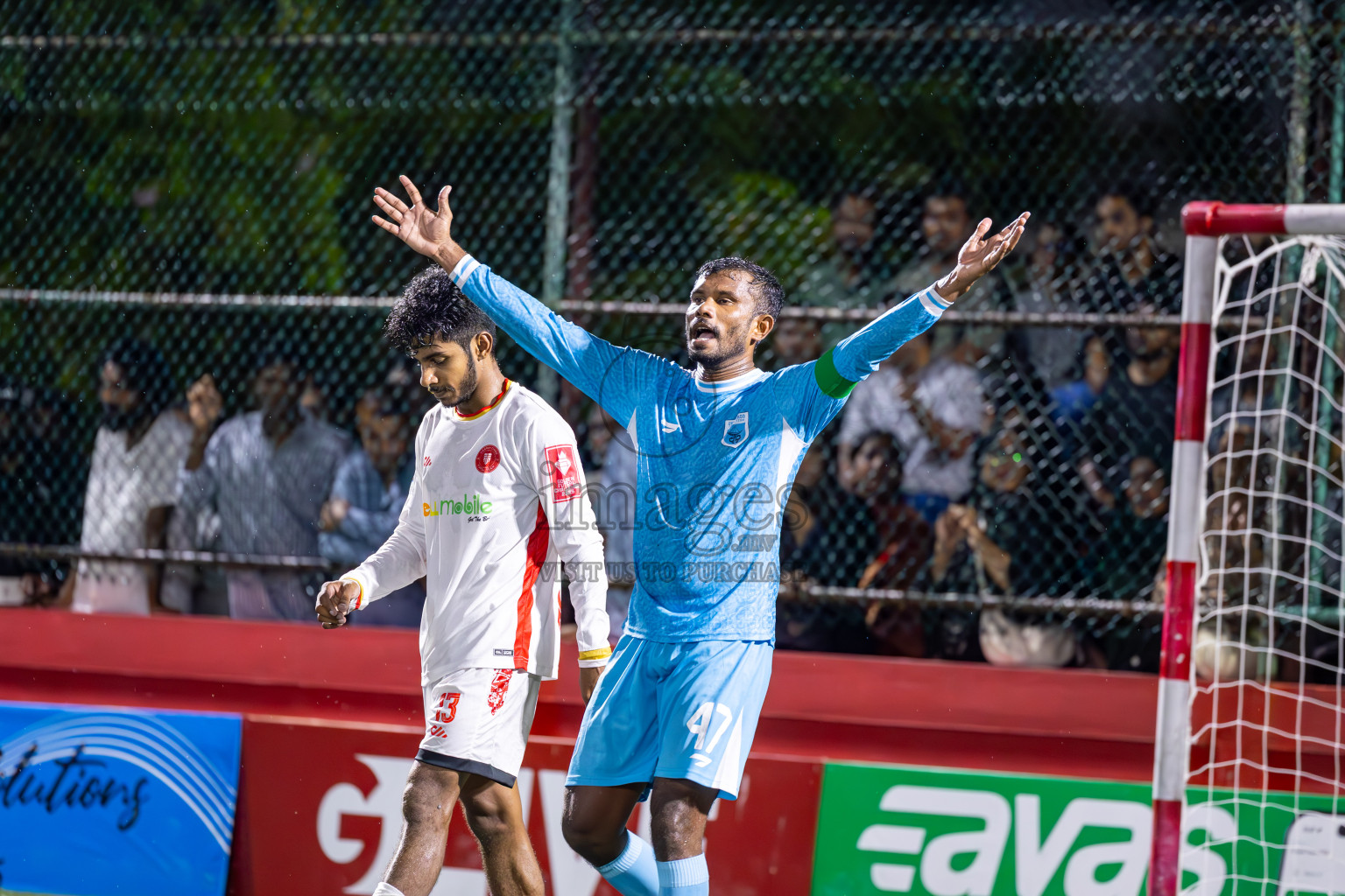 HA Dhidhdhoo vs HA Maarandhoo in Haa Alifu Atoll Semi Final on Day 23 of Golden Futsal Challenge 2025 was held on Monday , 27th January 2025, in Hulhumale', Maldives.
Photos: Ismail Thoriq / images.mv