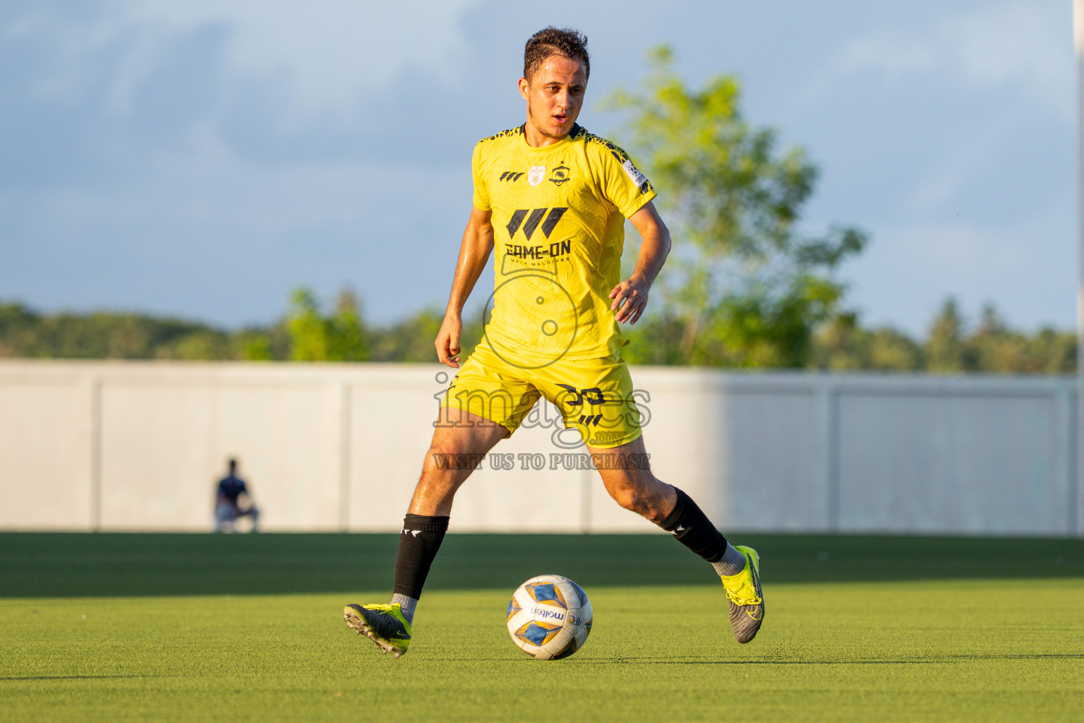 Final Match Irumathi Sports VS Velaa Sports Club in Day 9 of Eydhafushi Cup 2025 held in Eydhafushi Football Stadium at B. Eydhafushi, Maldives on Monday, 15th September 2025. Photos: Arif Rasheed / images.mv