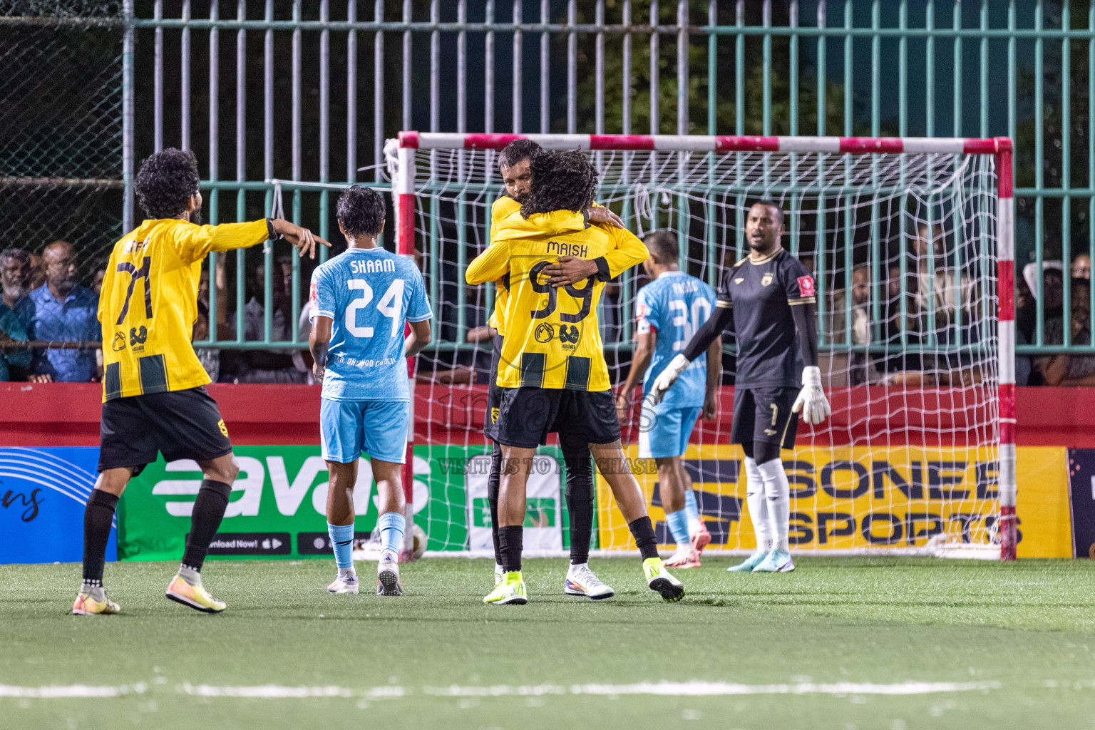 HA Dhidhdhoo vs HA Vashafaru in Day 5 of Golden Futsal Challenge 2025 on Thursday, 9th January 2025, in Hulhumale', Maldives 
Photos: Hassan Simah / images.mv