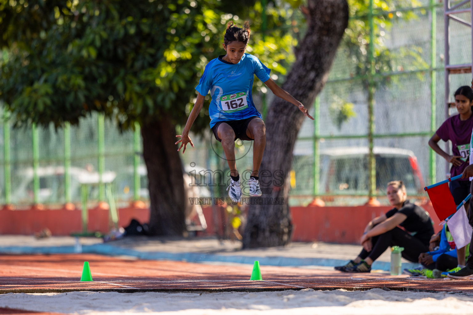 Day 1 of 12th Milo Association Championships was held in Ekuveni Track at Male', Maldives on Thursday, 24th April 2025.
Photos: Ismail Thoriq / images.mv