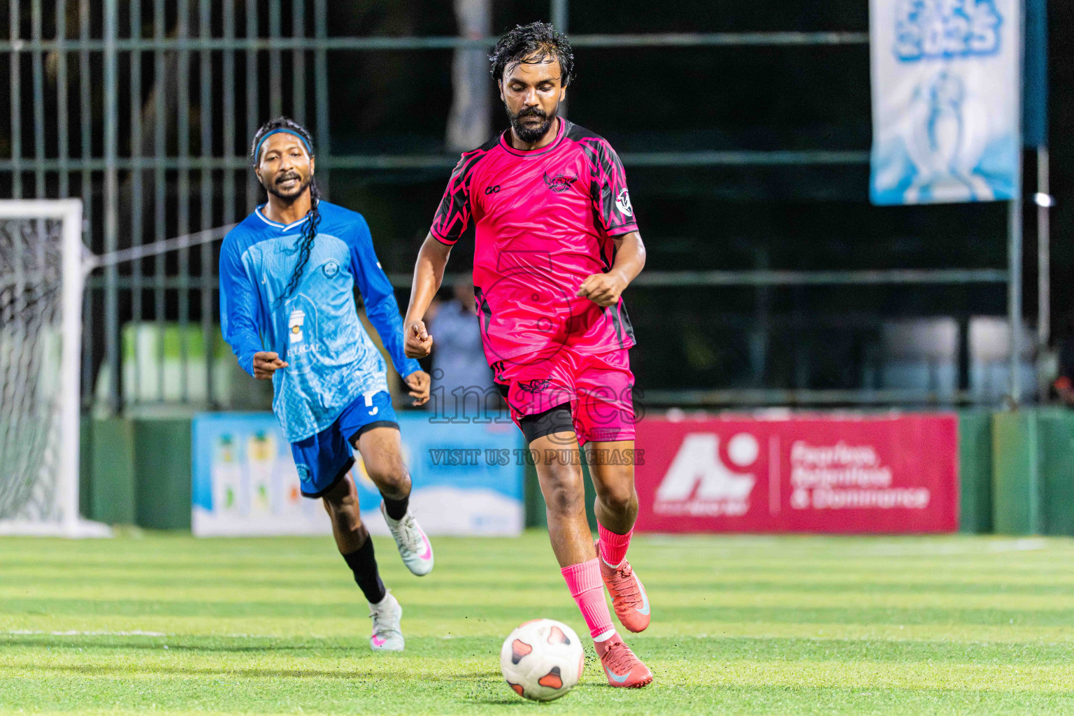 Goalhians VS Foemathi in Day 4 - Fonadhoo Youth Futsal Challenge 2025 held in Fonadhoo Futsal Stadium, L. Fonadhoo, Maldives on Wednesday, 29th October 2025 Photos: Arif Rasheed / images.mv