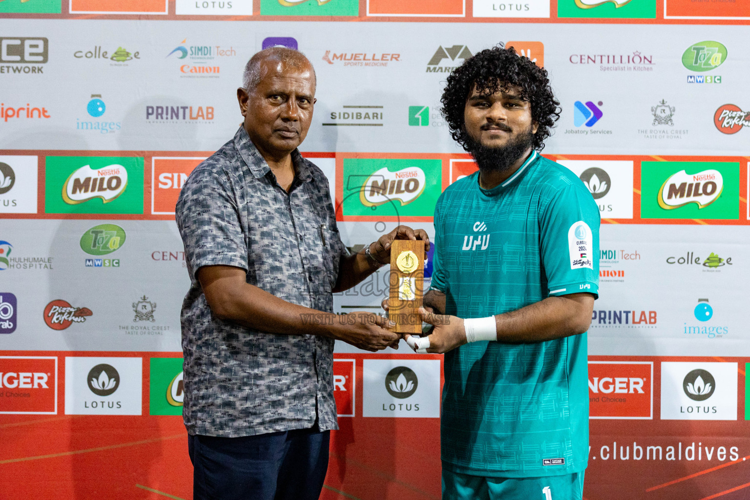 CRIMINAL COURT vs MIRA RC in Club Maldives Classic 2024 held in Rehendi Futsal Ground, Hulhumale', Maldives on Wednesday, 11th September 2024. 
Photos: Hassan Simah / images.mv