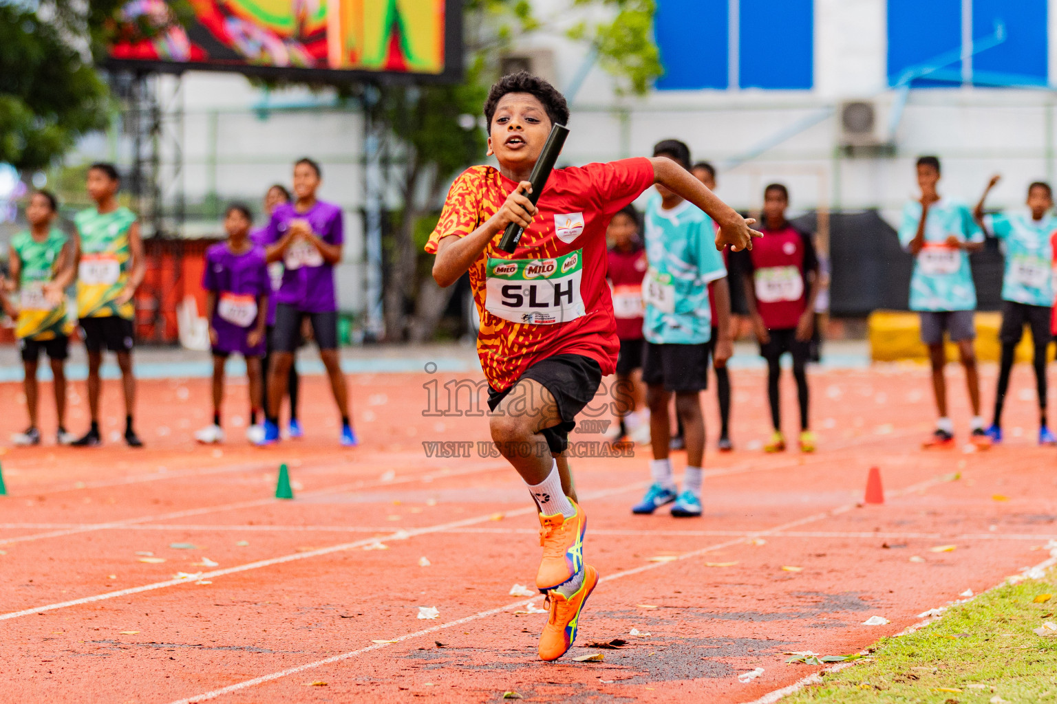 Day 6 of Inter-school Athletics Championship 2025 held in Ekuveni Synthetic Track, Male', Maldives on Sunday, 12th October 2025. Photos by: Areef Adam / Images.mv