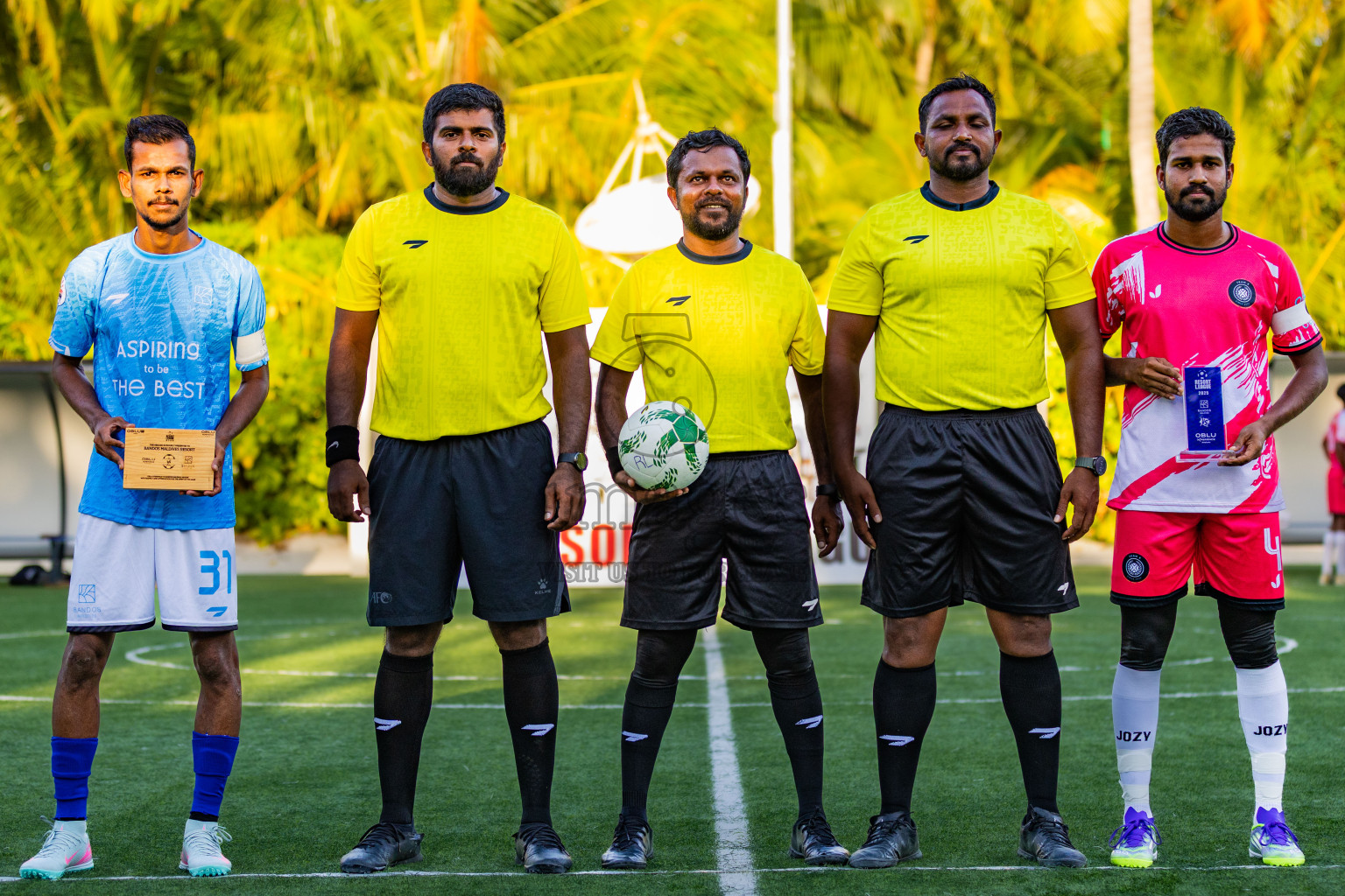 Bandos vs Oblu Experience in Resort League 2025 (North Male Zone) day 16 was held on Thursday, 18th September 2025 in One And Only Reethi Rah Maldives Resort, Photos: Areef Adam / images.mv