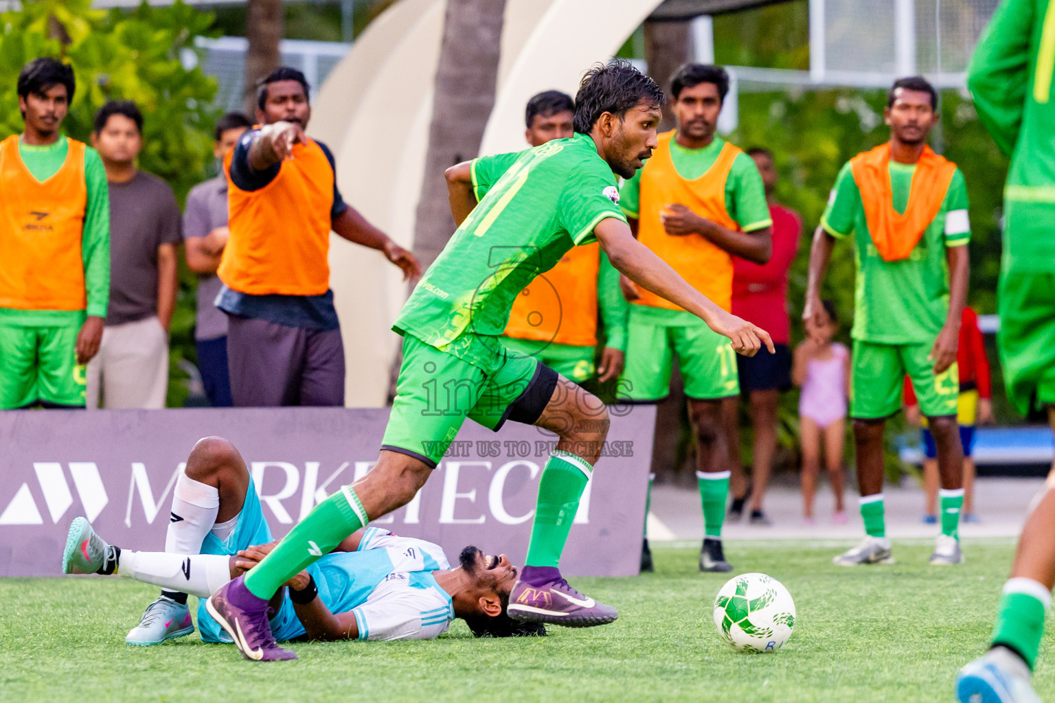 Varu vs Bandos in Semi Finals of Resort League 2025 (North Male Zone) was held on Wednesday, 24th September 2025 in One And Only Reethi Rah Maldives Resort, Photos: Nausham Waheed / images.mv
