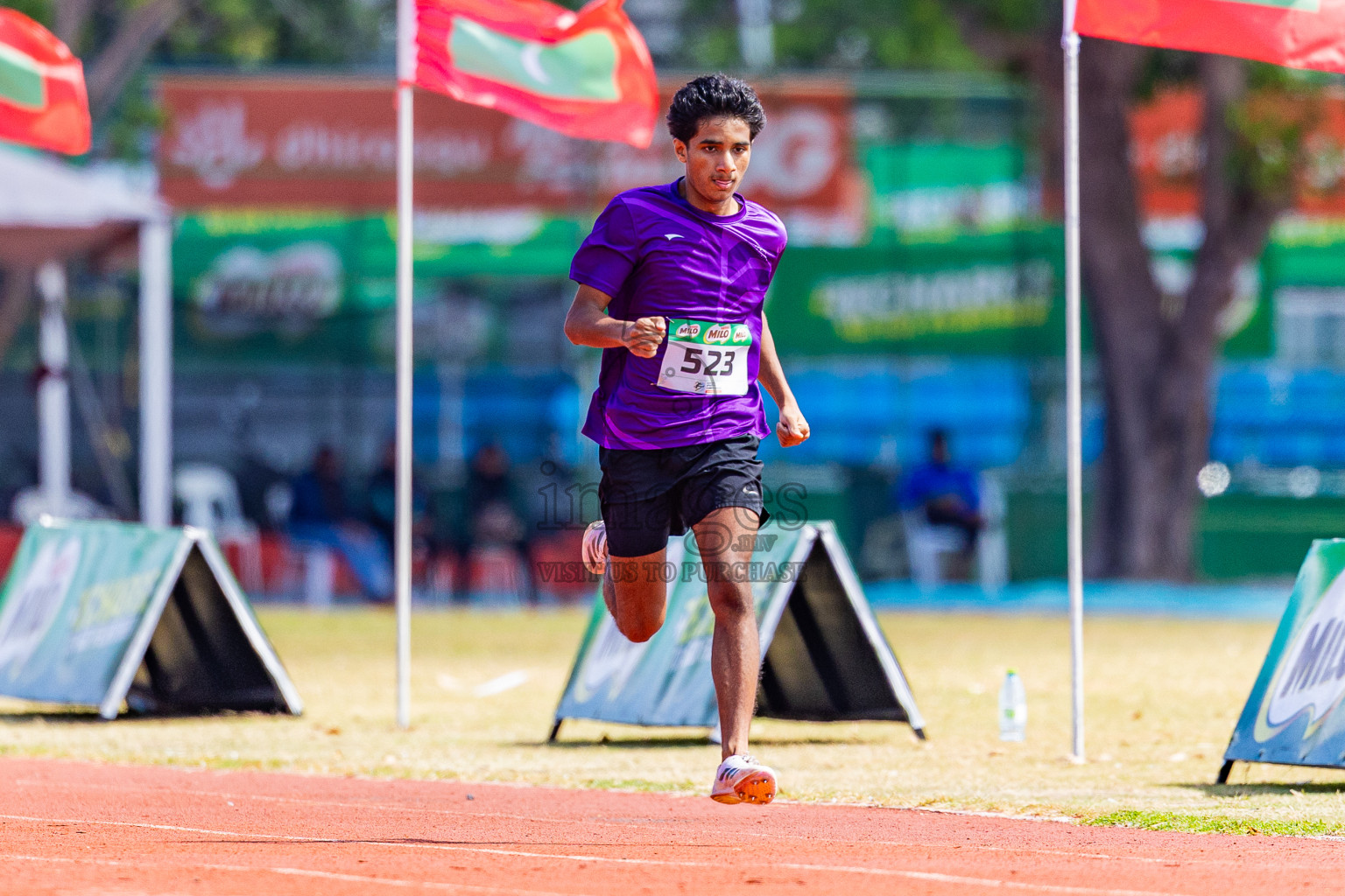 Day 2 of Inter-school Athletics Championship 2025 held in Ekuveni Synthetic Track, Male', Maldives on Tuesday, 07th October 2025. Photos by: Areef Adam / Images.mv