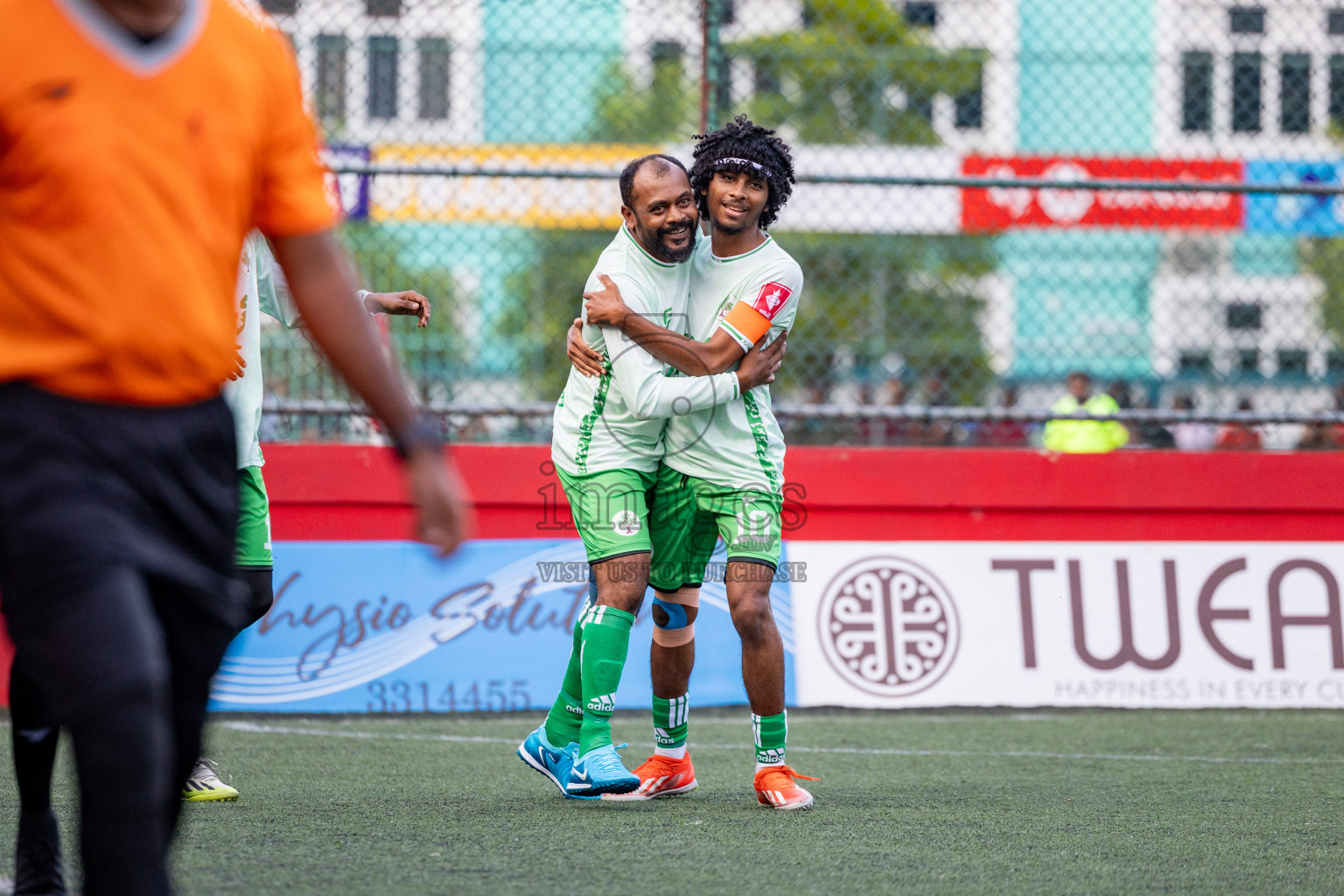 AA. Feridhoo VS AA. Rasdhoo in Day 7 of Golden Futsal Challenge 2025 was held on Saturday, 11th January 2025, in Hulhumale', Maldives Photos: Hassan Simah / images.mv