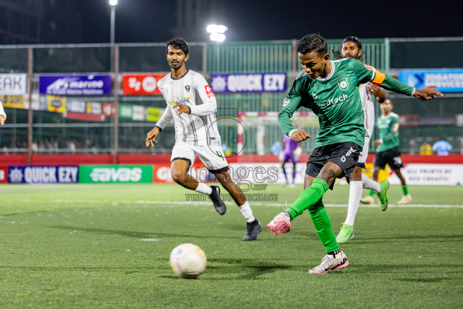 R. Dhuvaafaru VS N. Miladhoo in zone round on Day 32 of Golden Futsal Challenge 2025 was held on Wednesday , 5th February 2025, in Hulhumale', Maldives. 
Photos: Hassan Simah / images.mv