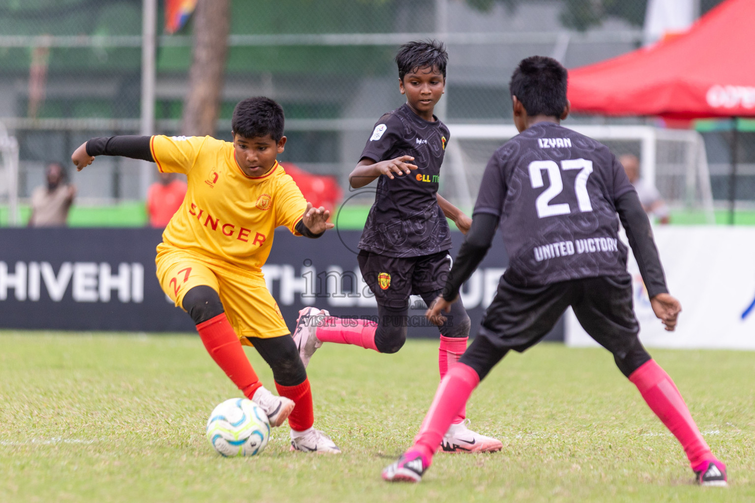 United Victory vs Victory Sports Club  (U12) in Day 5 of Dhivehi Youth League 2024 held at Henveiru Stadium on Friday 29th November 2024. Photos: Shuu Abdul Sattar/ Images.mv