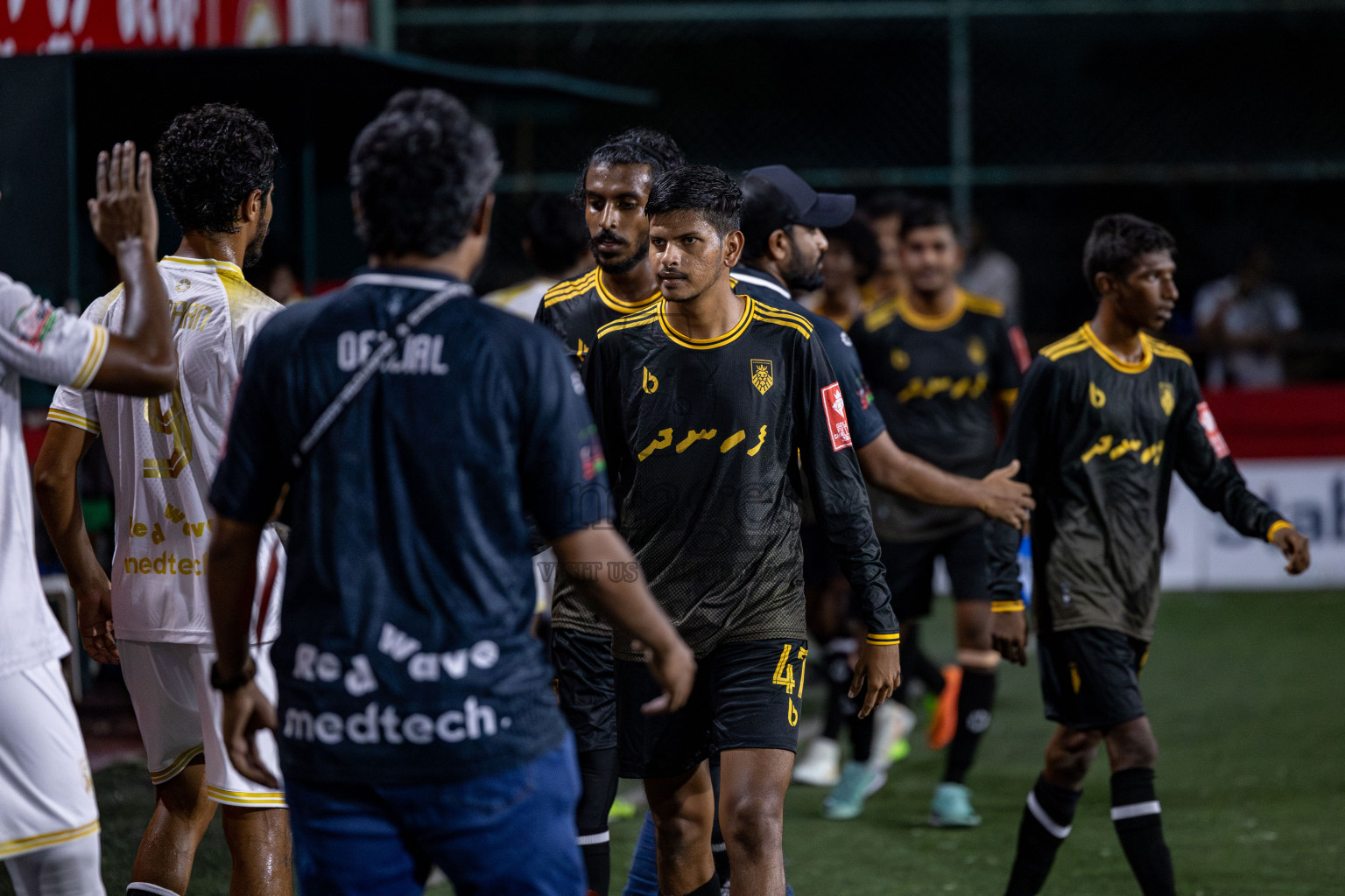 B Fehendhoo VS B Eydhafushi in Day 21 of Golden Futsal Challenge 2025 was held on Saturday, 25 January 2025, in Hulhumale', Maldives. 
Photos: Hassan Simah / images.mv