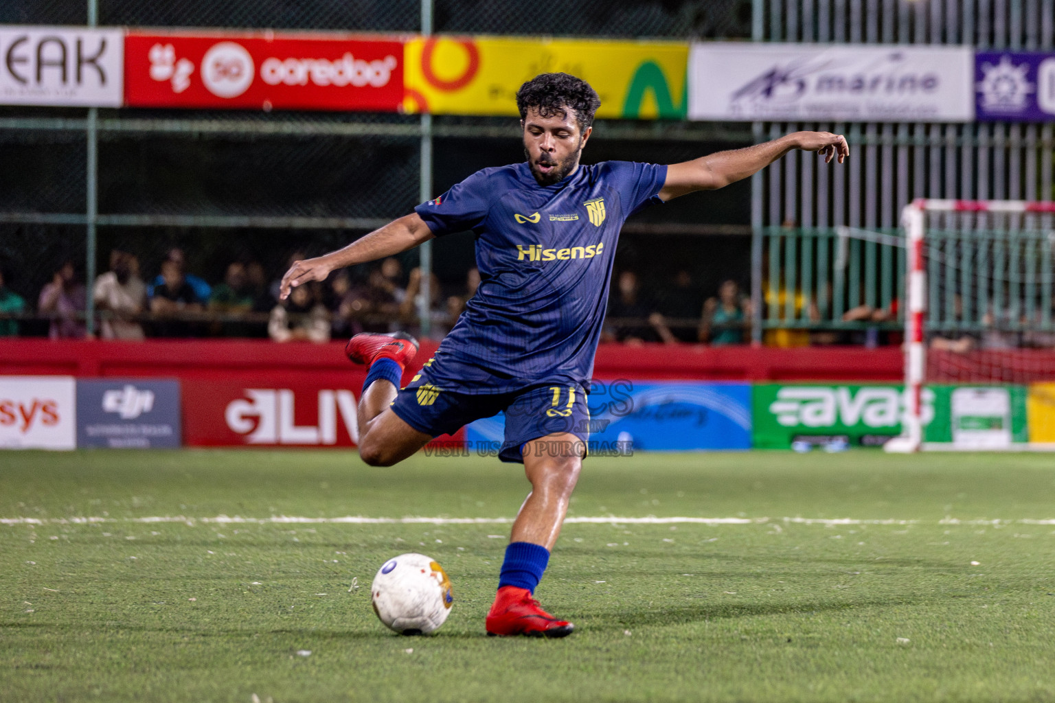 M Muli vs M Naalaafushi in Day 12 of Golden Futsal Challenge 2025 was held on Thursday, 16th January 2025, in Hulhumale', Maldives.
Photos: Hassan Simah / images.mv