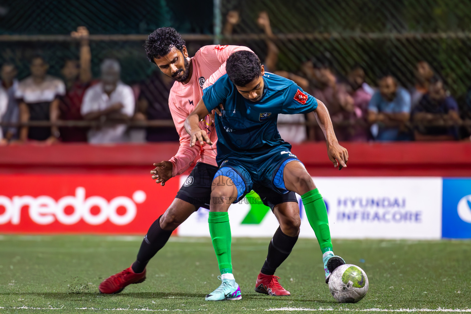 K Gulhi VS K Guraidhoo in Day 25 of Golden Futsal Challenge 2024 was held on Thursday , 8th February 2024 in Hulhumale', Maldives
Photos: Ismail Thoriq / images.mv