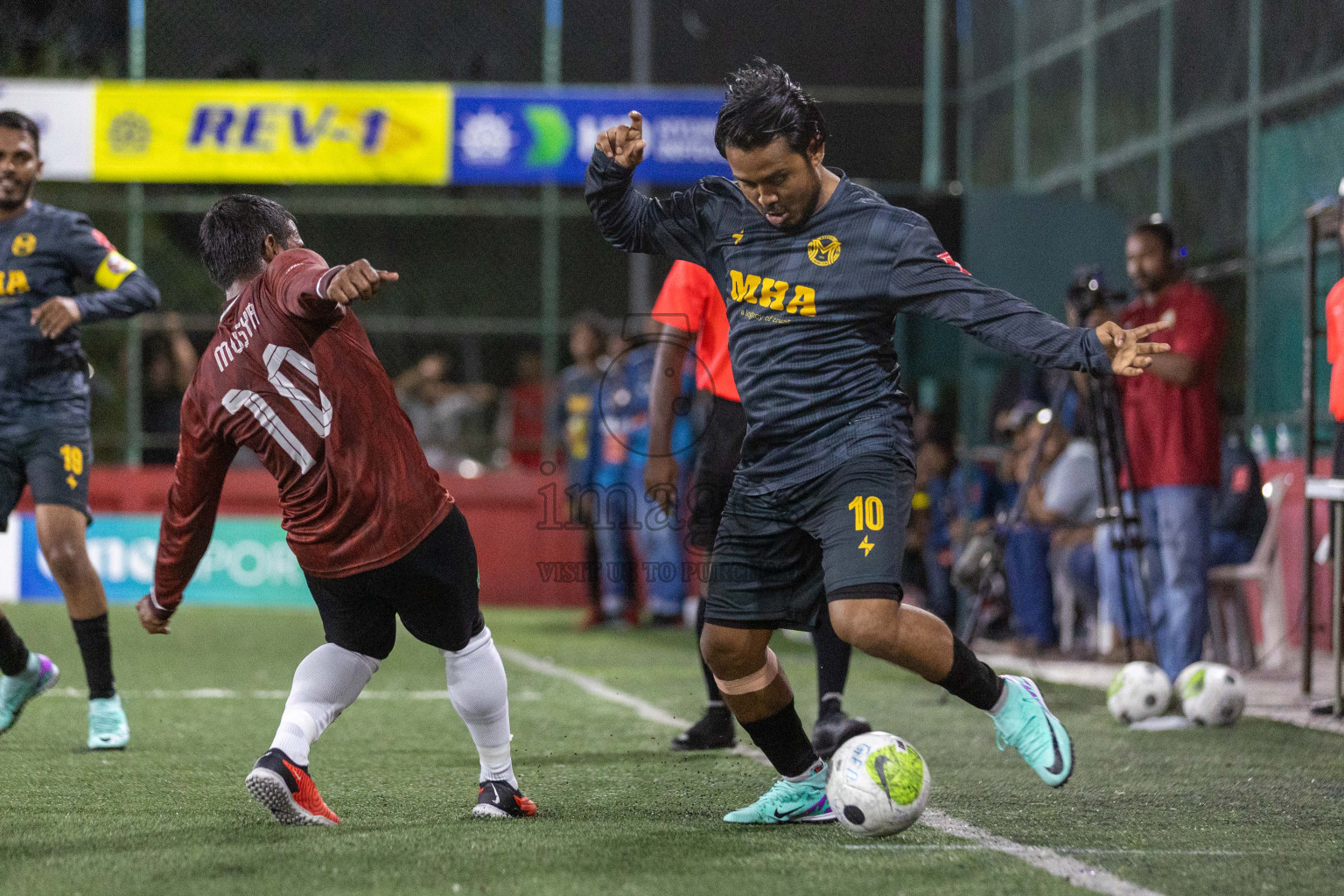 Sh Foakaidhoo vs Sh Maroshi in Day 5 of Golden Futsal Challenge 2024 was held on Friday, 19th January 2024, in Hulhumale', Maldives Photos: Nausham Waheed / images.mv