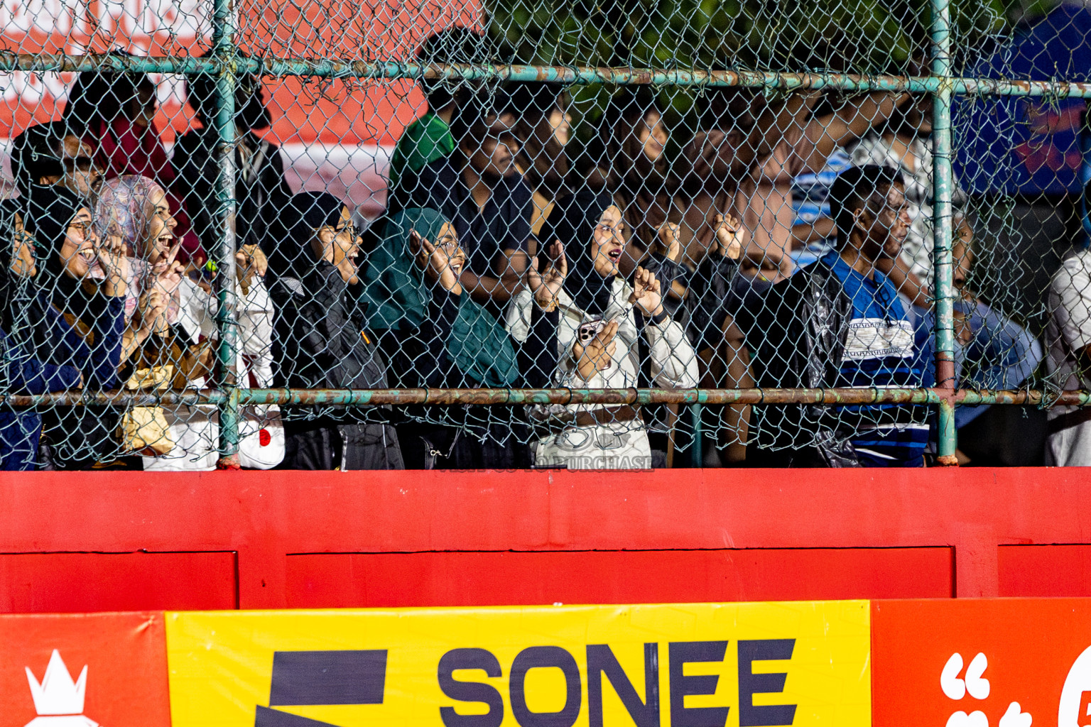 L Isdhoo VS L Maabaidhoo in Atoll Round Semi-Final on Day 22 of Golden Futsal Challenge 2025 was held on Sunday , 26th January 2025, in Hulhumale', Maldives. Photos: Nausham Waheed / images.mv