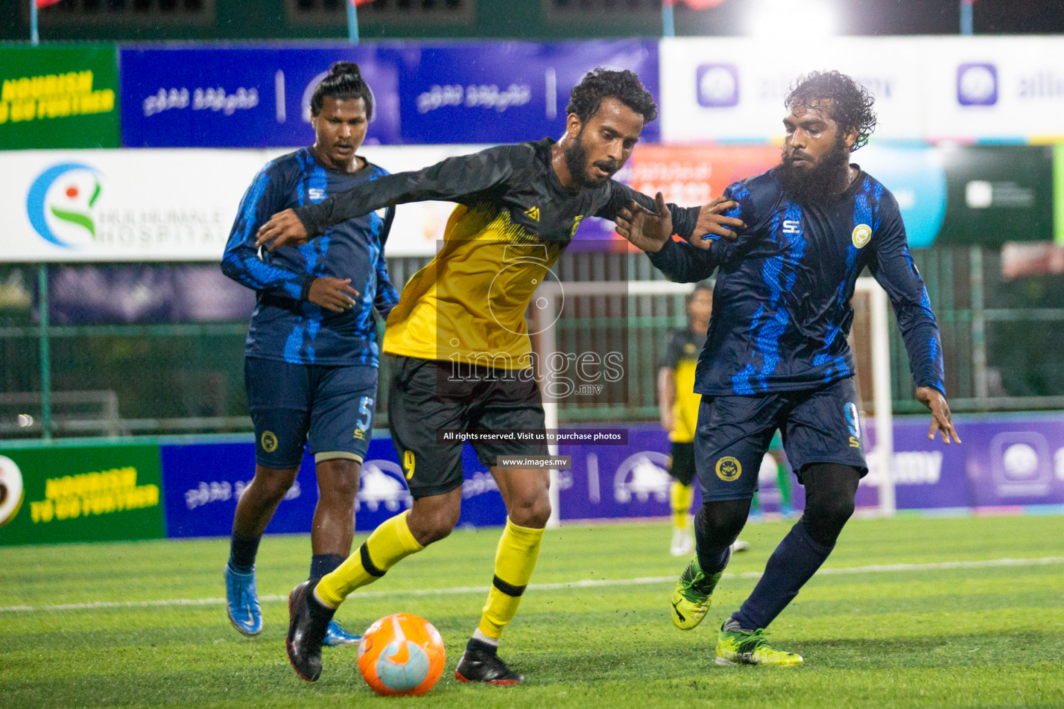 Team MPL vs Team RRC in the Quarter Finals of Club Maldives 2021 held at Hulhumale'; on 13th December 2021 Photos: Nasam/ images.mv