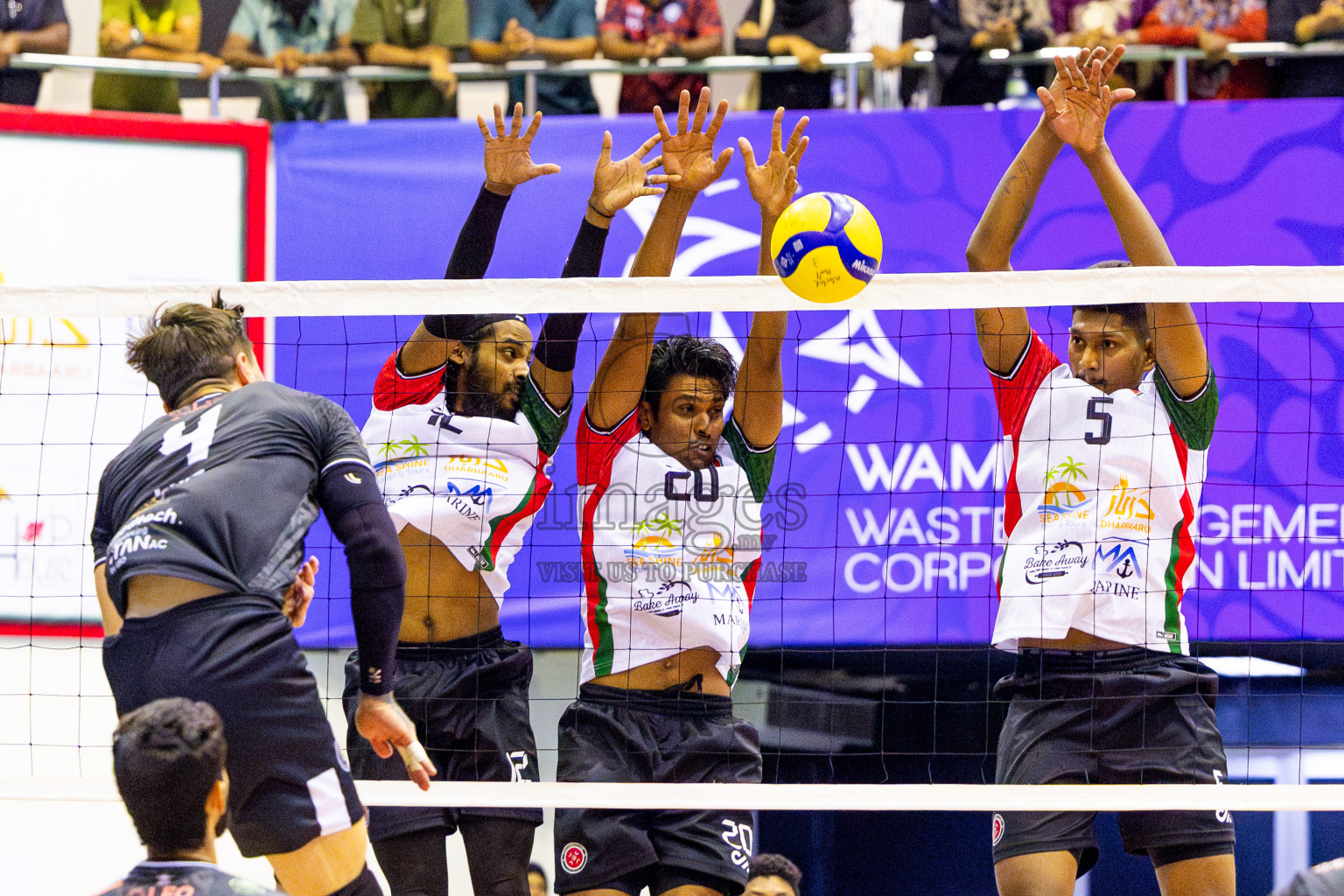 Dhivehi Sifainge Club vs Huraa Community Club in Semi Finals of MILO VAM Cup 2025 held in Male', Maldives on Tuesday, 1st July 2025 at Social Center Indoor Hall Photos By: Nausham Waheed / images.mv