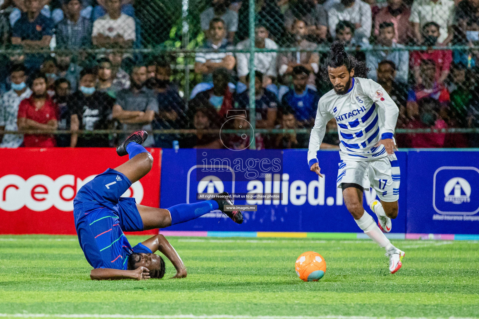 STO RC Vs Team Fenaka in the Quarter Finals of Club Maldives 2021 held in Hulhumale, Maldives on 13 December 2021. Photos: Shu Abdul Sattar / images.mv