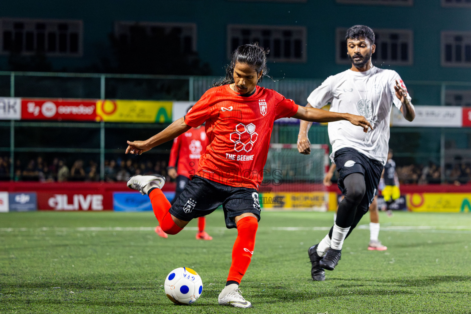 Th Omadhoo vs Th Thimarafushi in Day 18 of Golden Futsal Challenge 2025 was held on Wednesday, 22nd January 2025, in Hulhumale', Maldives. Photos: Nausham Waheed / images.mv