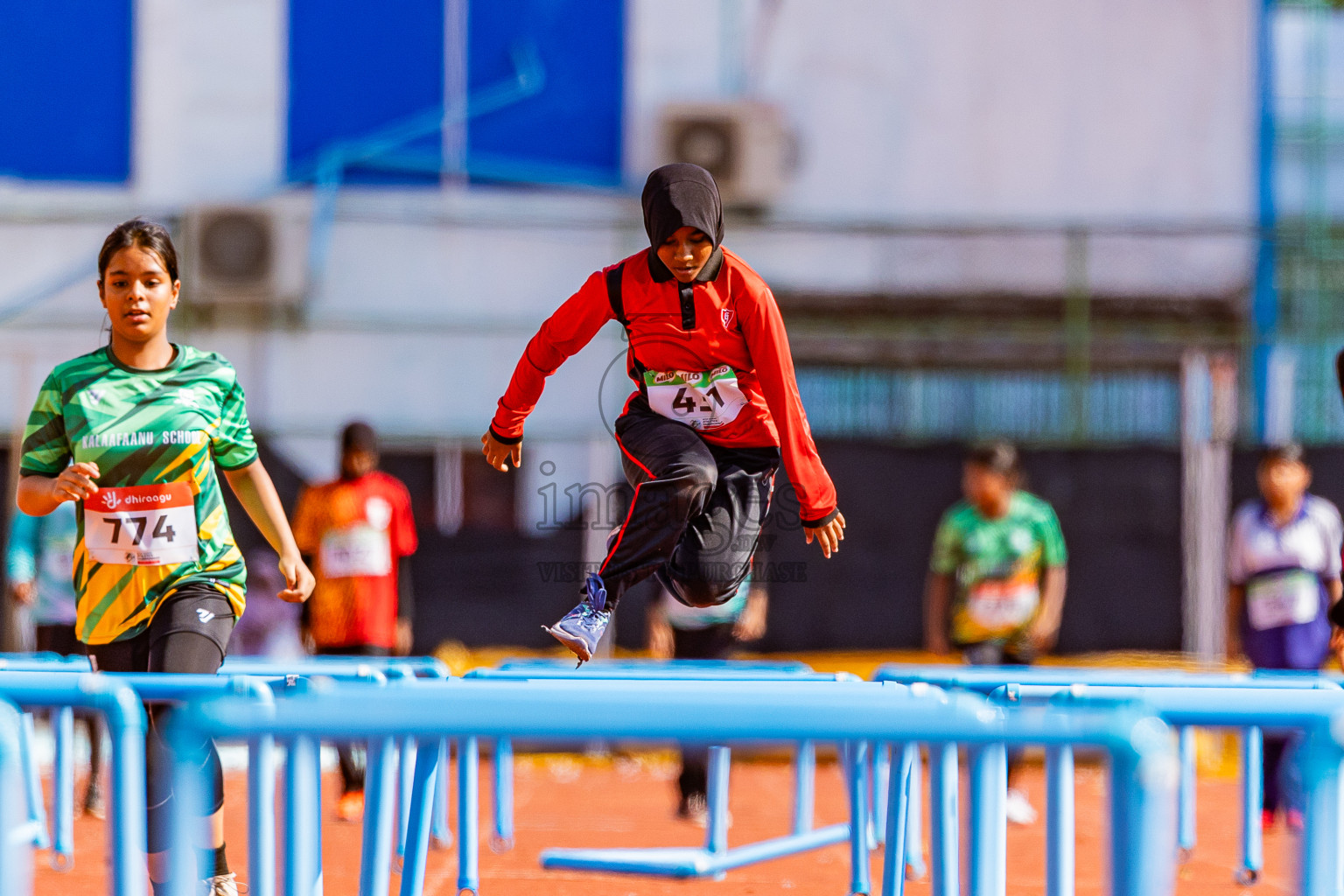 Day 2 of Inter-school Athletics Championship 2025 held in Ekuveni Synthetic Track, Male', Maldives on Tuesday, 07th October 2025. Photos by: Areef Adam / Images.mv