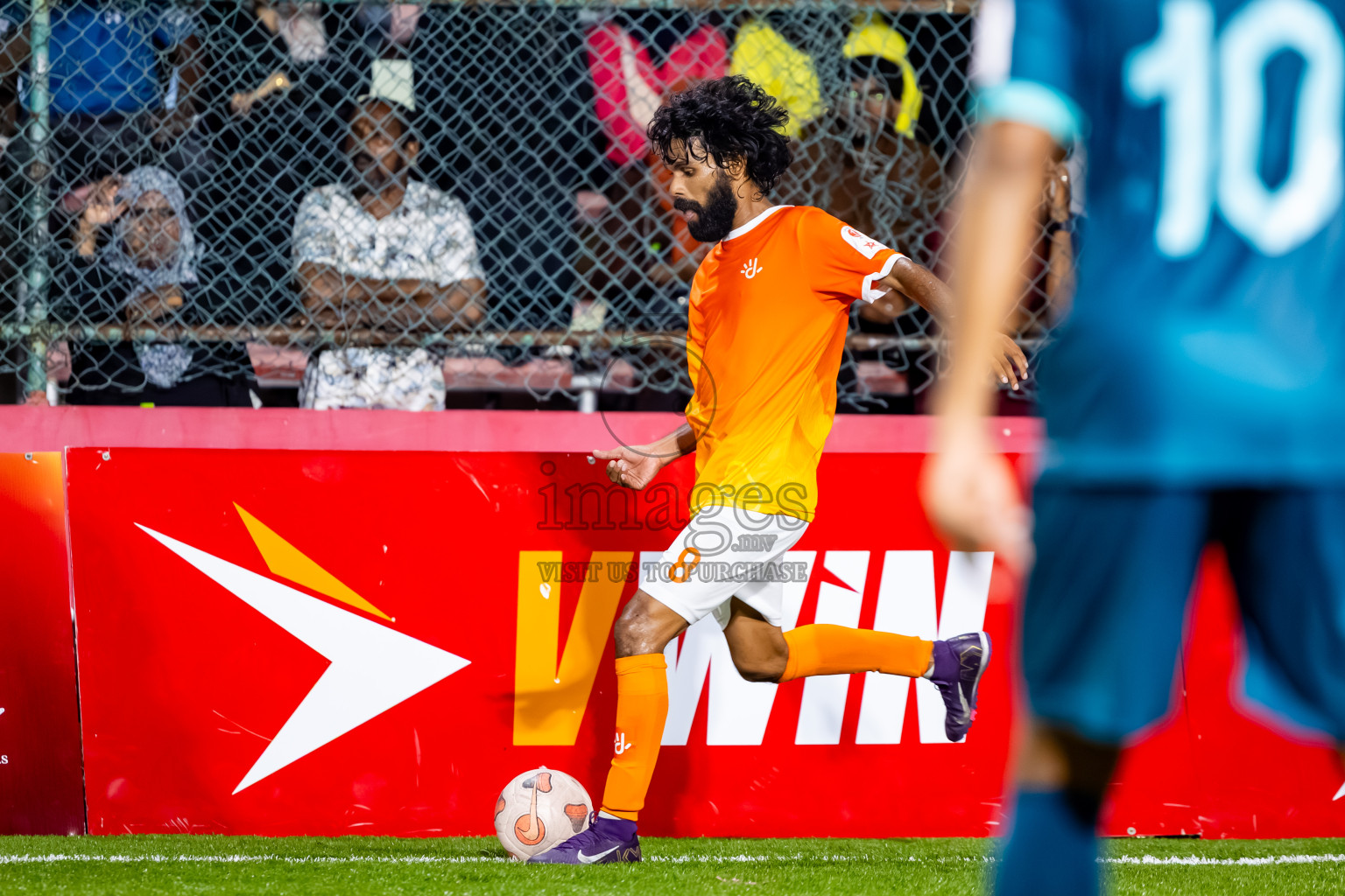 MPL vs Dhiraagu in Day 3 of Club Maldives Cup 2025 was held in Rehendi Futsal Ground, Hulhumale', Maldives on Tuesday, 30th September 2025. Photos: Nausham Waheed / images.mv