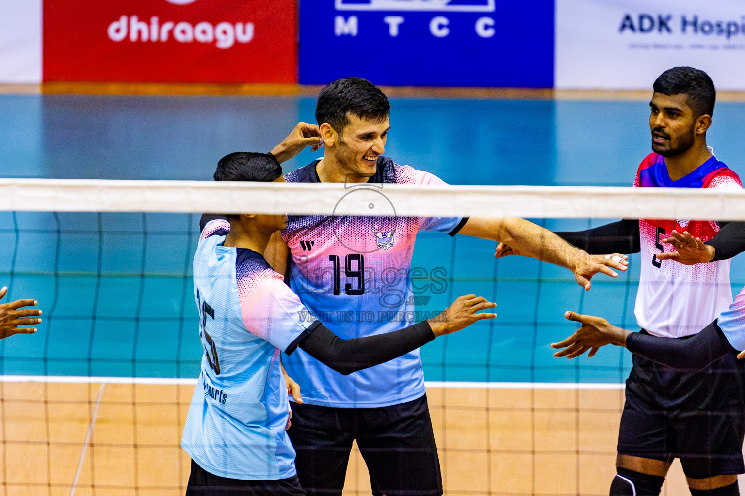 City Sports Club vs Blues for Volleyball in Day 3 of MILO VAM Cup 2024 Men's Division was held in Social Center Indoor Hall on Wednesday, 30th October 2024. Photos: Nausham Waheed / images.mv