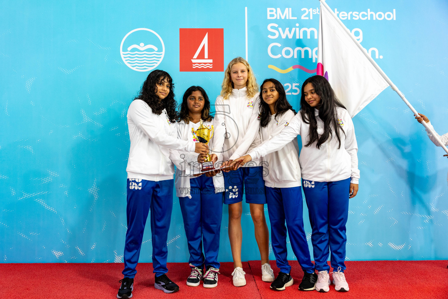 Closing Ceremony of BML 21st Interschool Swimming Competition 2025 .was held in Hulhumale' Swimming Pool, Hulhumale', Maldives on Saturday, 18th October 2025. 
Photos: Hassan Simah / images.mv