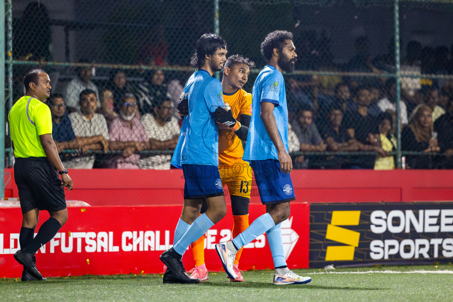 M Dhiggaru vs M Muli in Day 21 of Golden Futsal Challenge 2025 was held on Saturday , 25th January 2025, in Hulhumale', Maldives. Photos: Nausham Waheed / images.mv