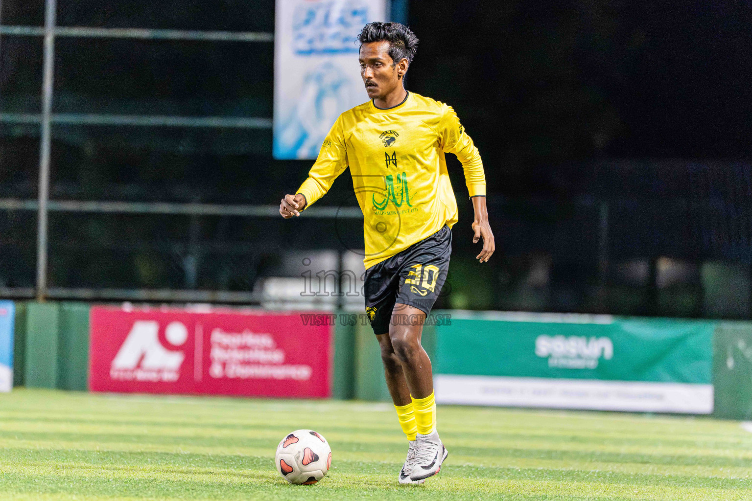 Kanmathi SC VS BEST in Day 4 - Fonadhoo Youth Futsal Challenge 2025 held in Fonadhoo Futsal Stadium, L. Fonadhoo, Maldives on Wednesday, 29th October 2025 Photos: Arif Rasheed / images.mv