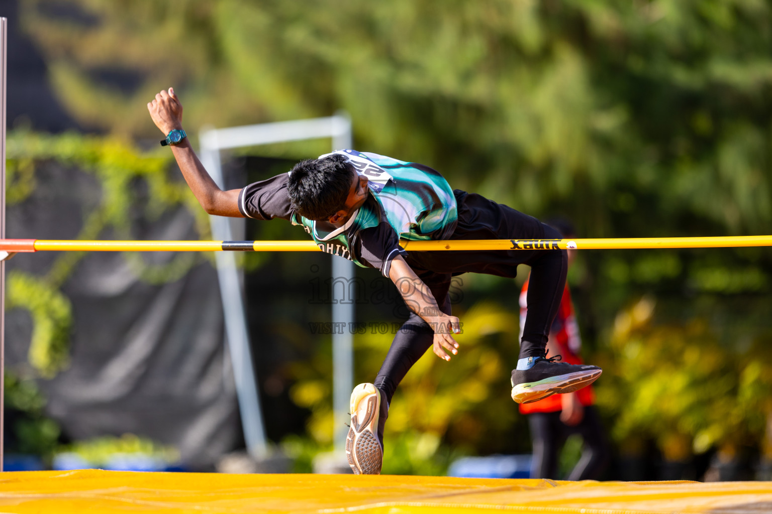 Day 1 of MWSC Interschool Athletics Championships 2024 held in Hulhumale Running Track, Hulhumale, Maldives on Saturday, 9th November 2024. Photos by: Ismail Thoriq / Images.mv