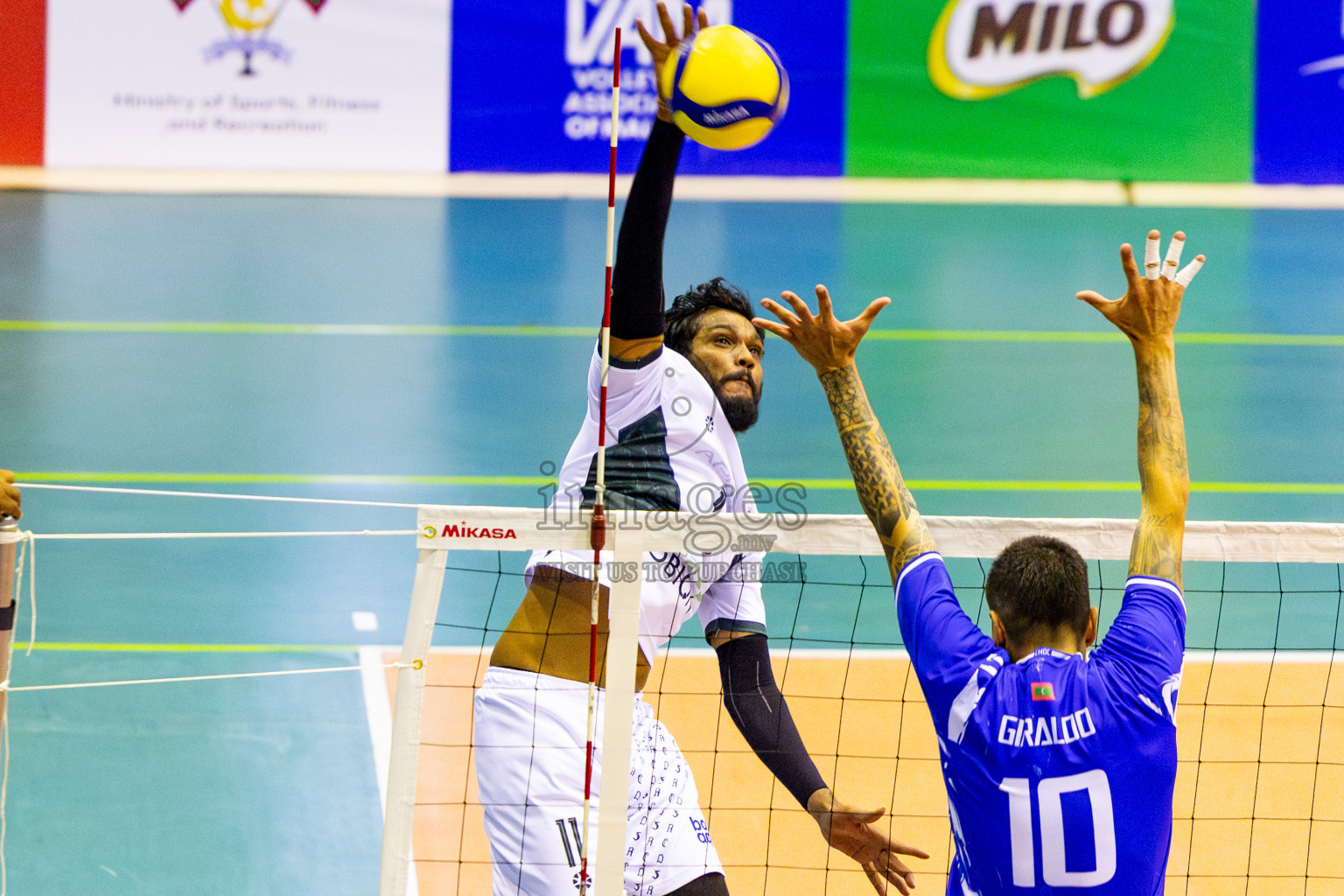 Club HDC vs Dhadimagu Sports & Recreation Club in Semi Finals of MILO VAM Cup 2025 held in Male', Maldives on Tuesday, 1st July 2025 at Social Center Indoor Hall Photos By: Nausham Waheed / images.mv