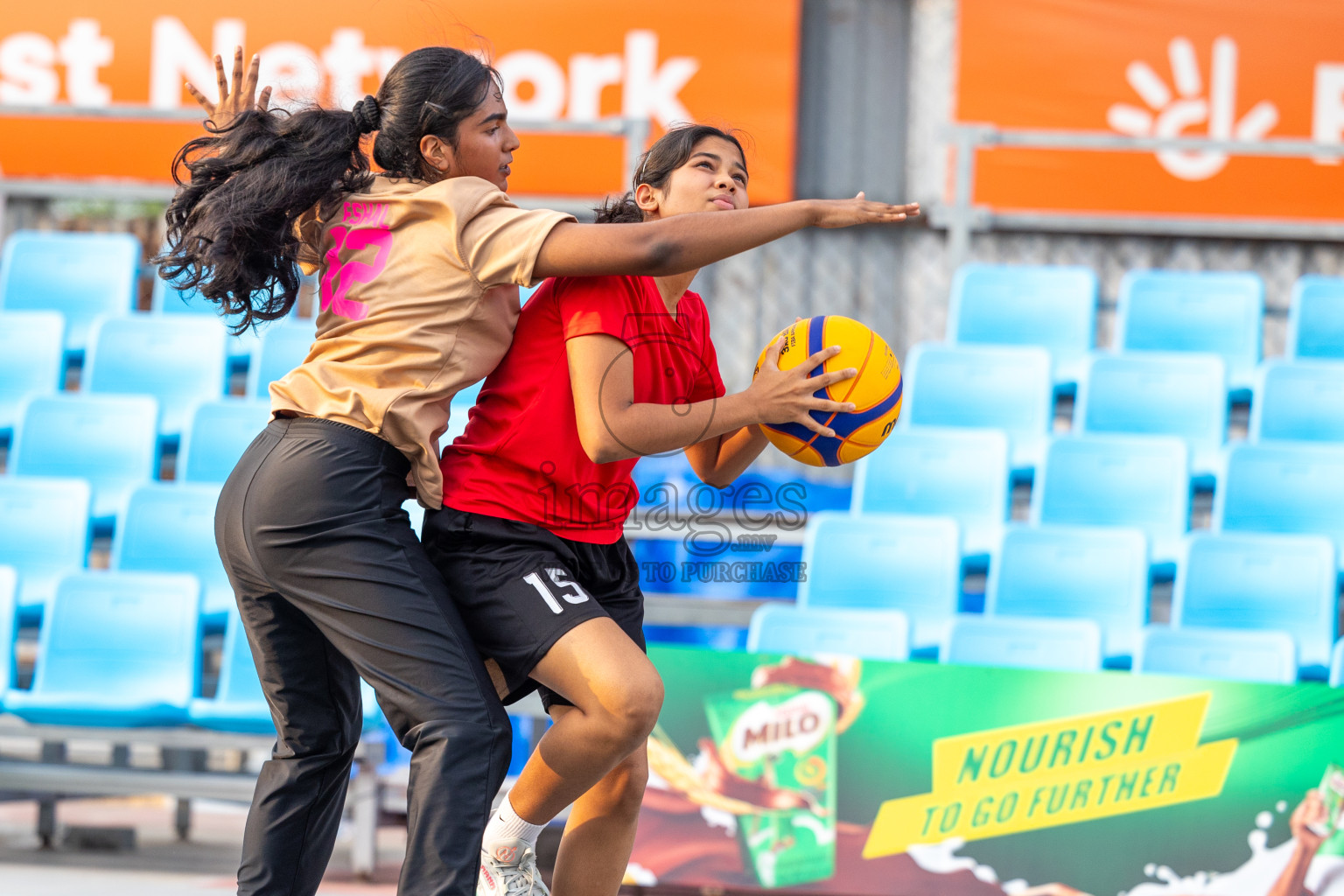 Day 1 of MILO Ramadan 3x3 Challenge 2024 was held in Ekuveni Outdoor Basketball Court at Male', Maldives on Tuesday, 12th March 2024. 
Photos: Ismail Thoriq / images.mv