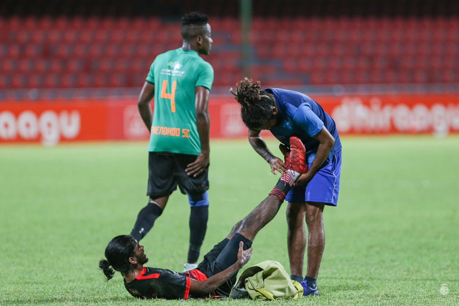 Dhiraagu Dhivehi Premier League 2018Fehendhoo vs Foakaidhoo, Male' Maldives, Thursday, September 27, 2018 (Images.mv Photo/Suadh Abdul Sattar)