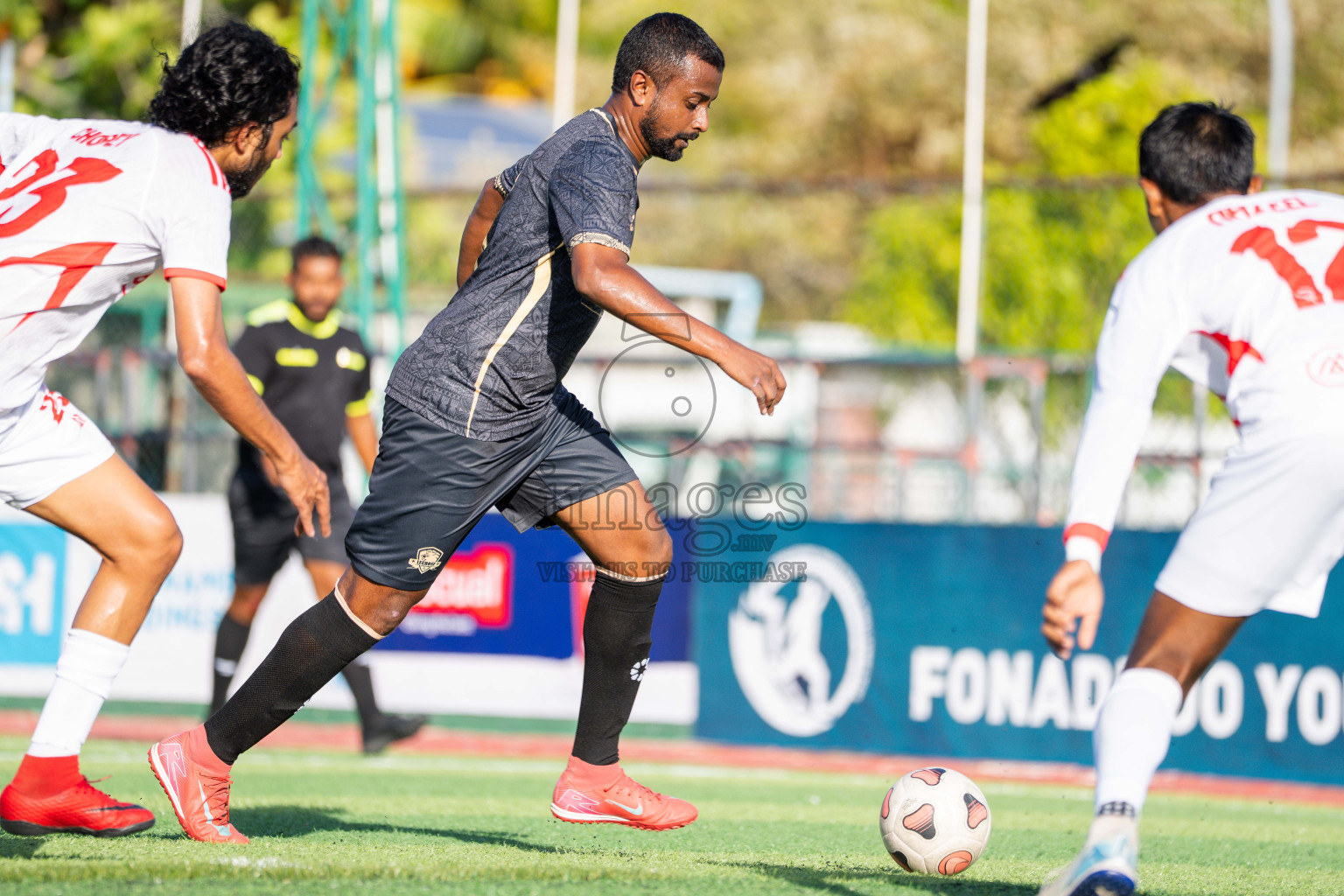 Outreef SC VS Lecrose SC in Day 3 - Fonadhoo Youth Futsal Challenge 2025 held in Fonadhoo Futsal Stadium, L. Fonadhoo, Maldives on Tuesday, 28th October 2025 Photos: Arif Rasheed / images.mv
