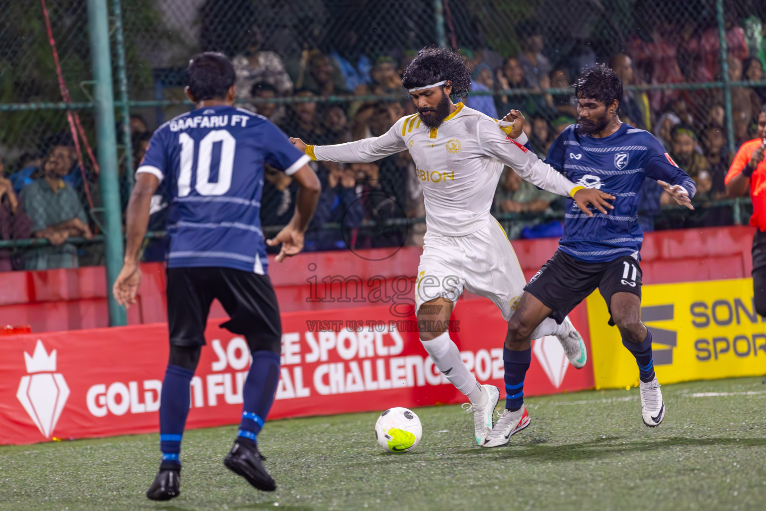 K Gaafaru vs Dhandimgu in Round of 16 on Day 40 of Golden Futsal Challenge 2024 which was held on Tuesday, 27th February 2024, in Hulhumale', Maldives Photos: Ismail Thoriq / images.mv