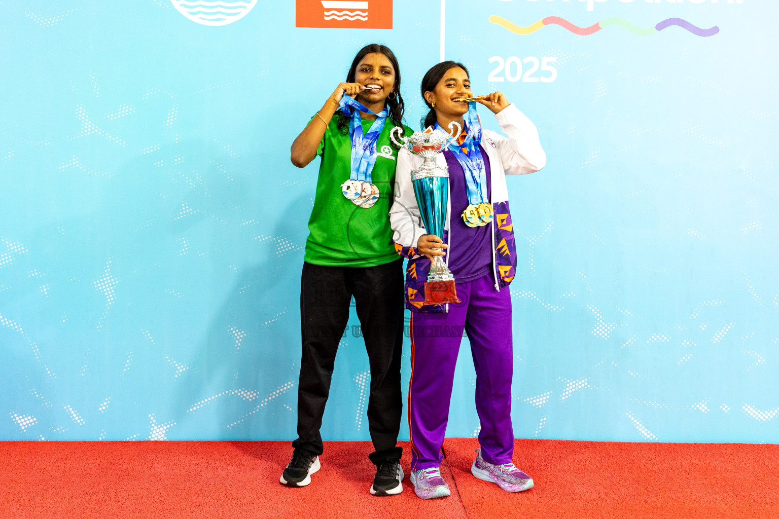 Closing Ceremony of BML 21st Interschool Swimming Competition 2025 .was held in Hulhumale' Swimming Pool, Hulhumale', Maldives on Saturday, 18th October 2025. 
Photos: Hassan Simah / images.mv