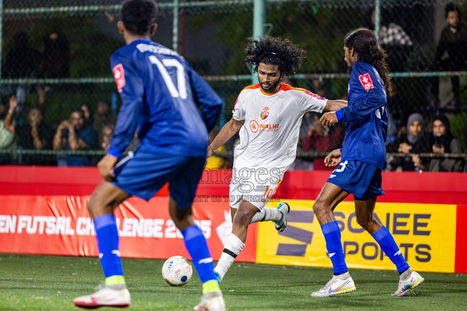 GA Maamendhoo VS GA Villingili in Day 8 of Golden Futsal Challenge 2025 was held on Sunday, 12th January 2025, in Hulhumale', Maldives Photos: Nausham Waheed , Ismail Thoriq / images.mv
