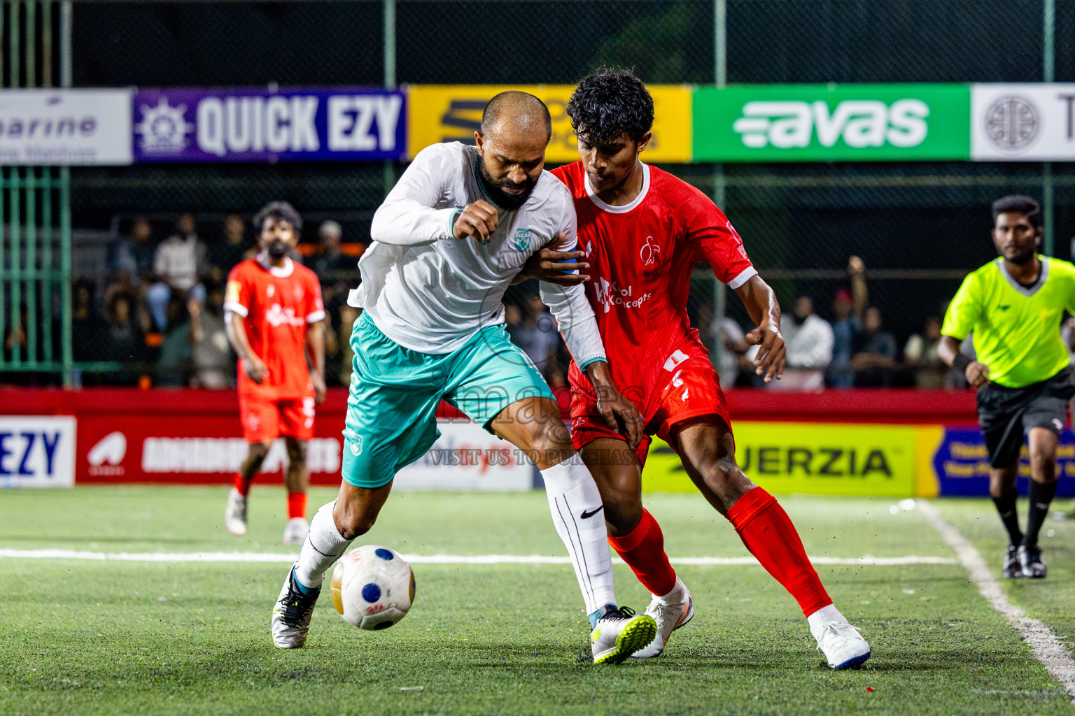 F Dharanboodhoo VS F Nilandhoo in Day 7 of Golden Futsal Challenge 2025 was held on Saturday, 11th January 2025, in Hulhumale', Maldives Photos: Nausham Waheed / images.mv